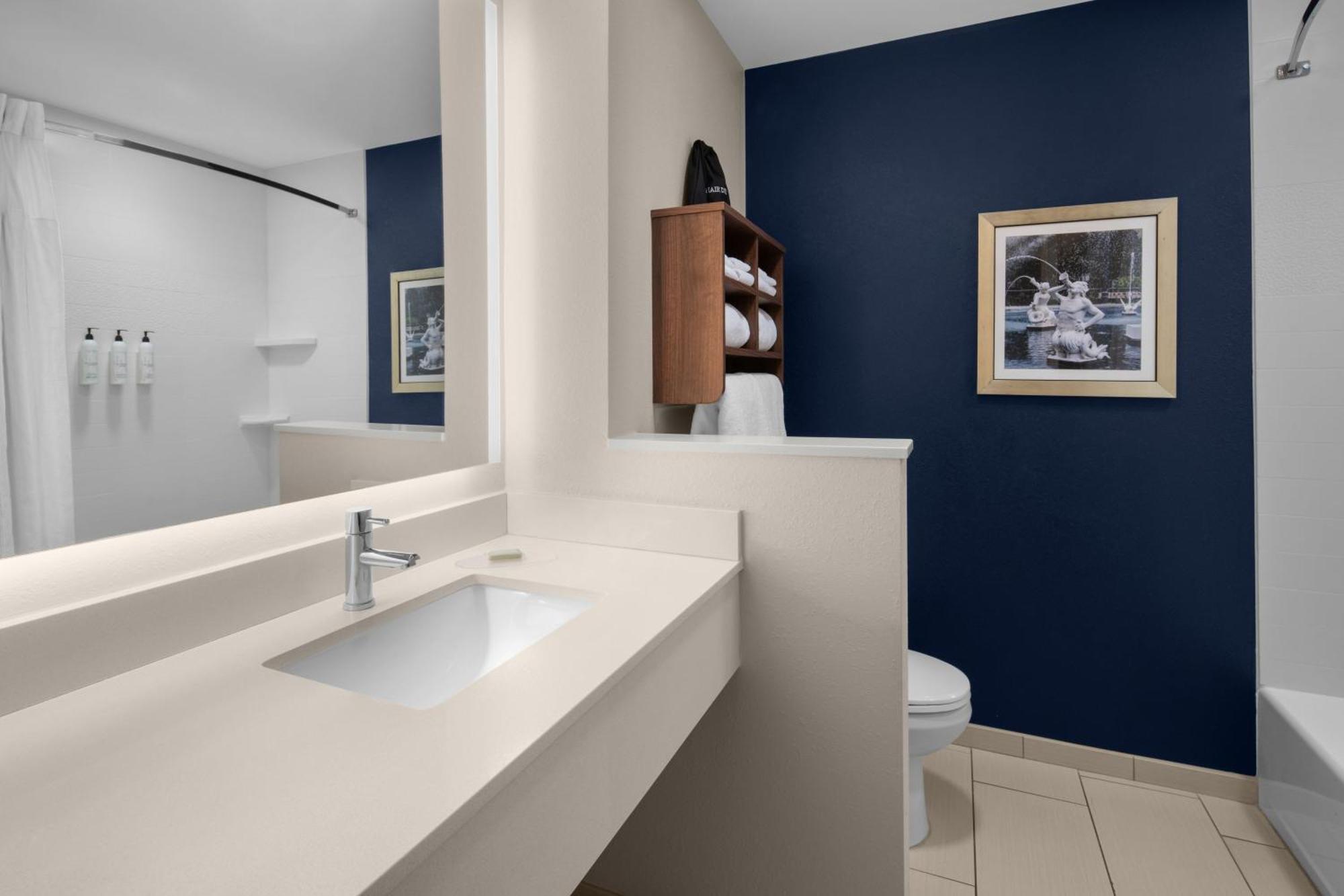 Hotel Fairfield & By Marriott Downtown Historic District 3*