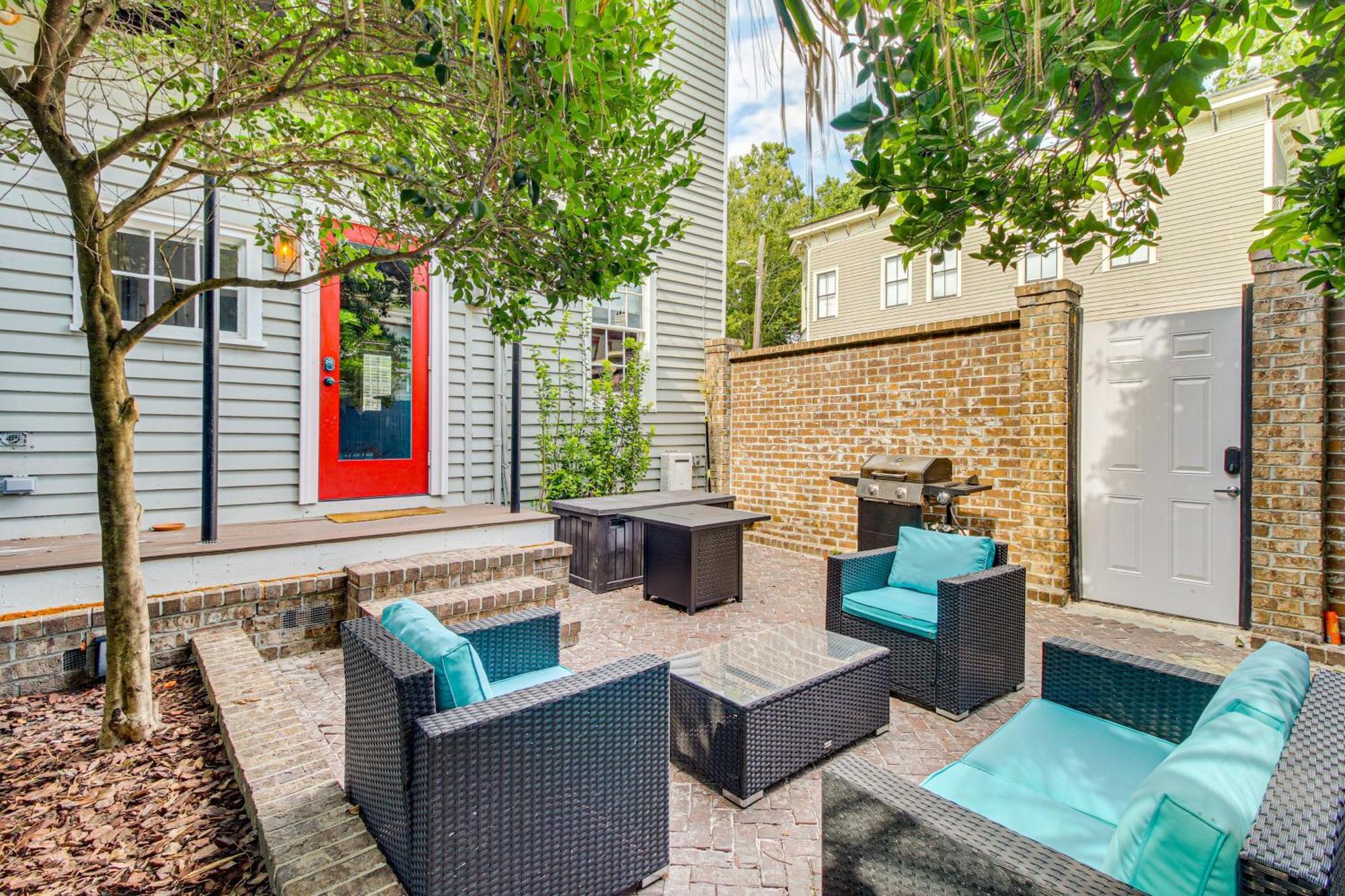 Holiday home Historic Walkable Location!