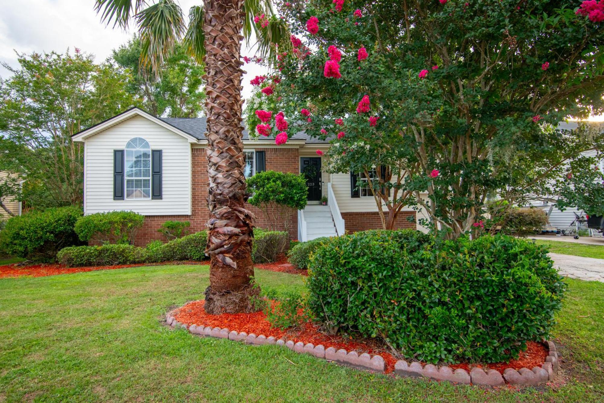 Lakefront Retreat Near Tybee With King Bed And Free Parking Savannah