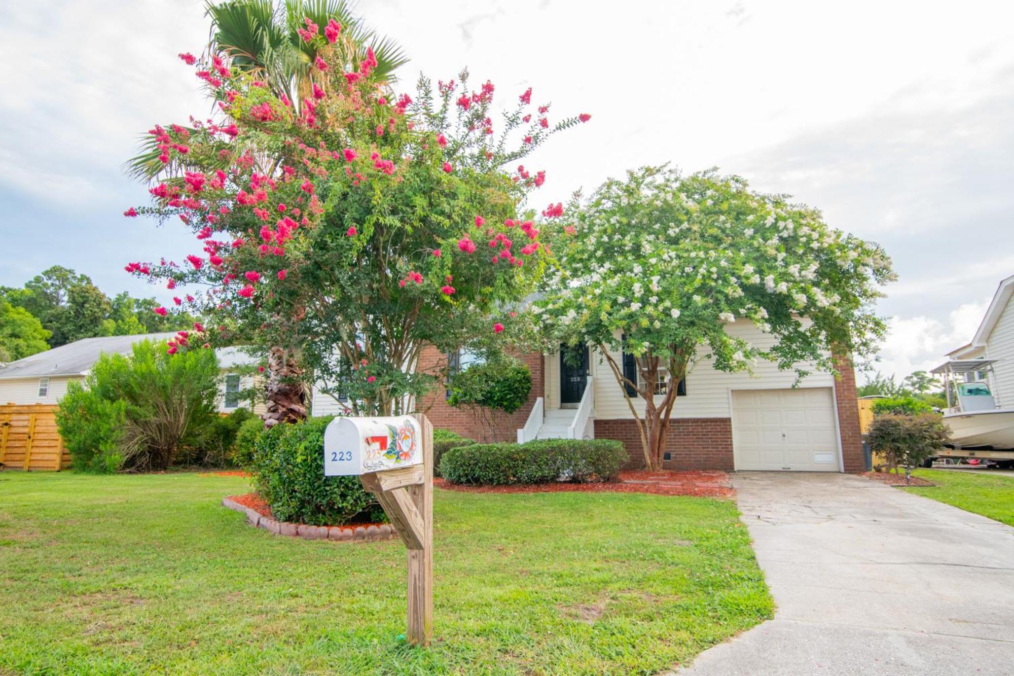 Holiday home Lakefront Retreat Near Tybee With King Bed And Free Parking *