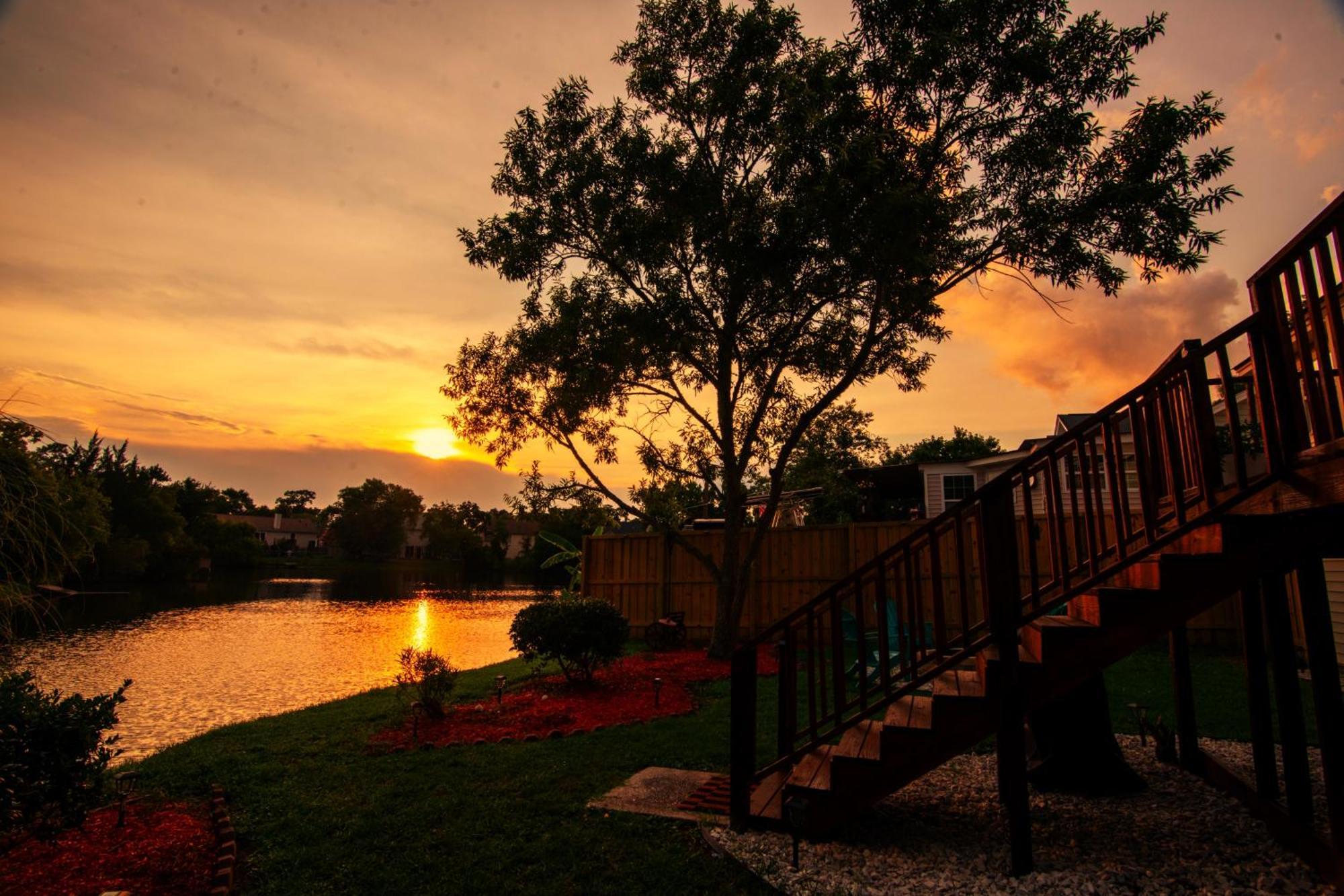 Holiday home Lakefront Retreat Near Tybee With King Bed And Free Parking Savannah