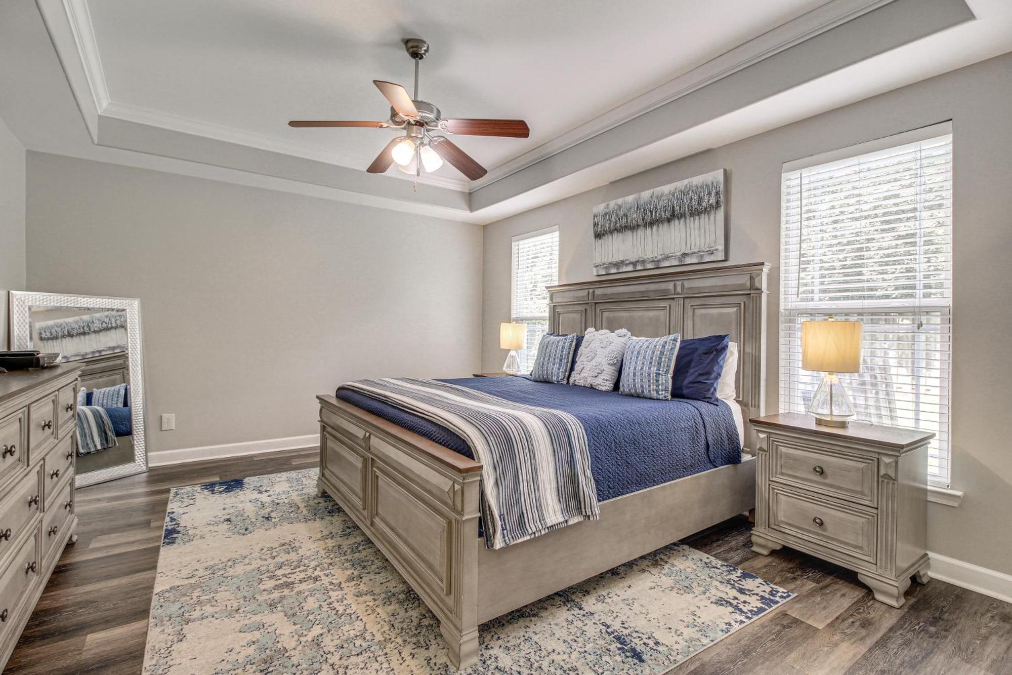 Spacious Pooler With Family-friendly Perks * Savannah