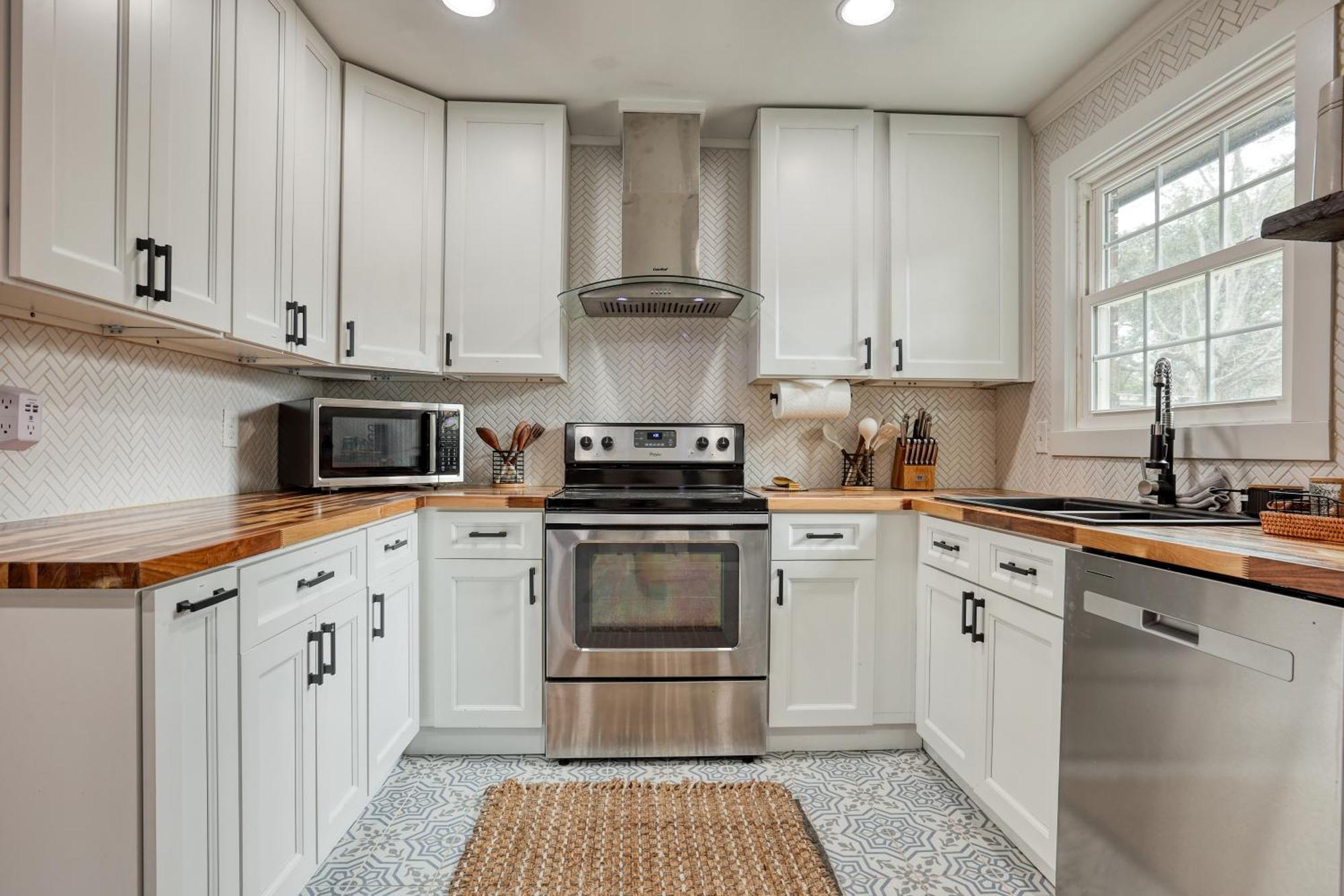 The Mariners Rest, Near Downtown, Coastal Charm Holiday home *