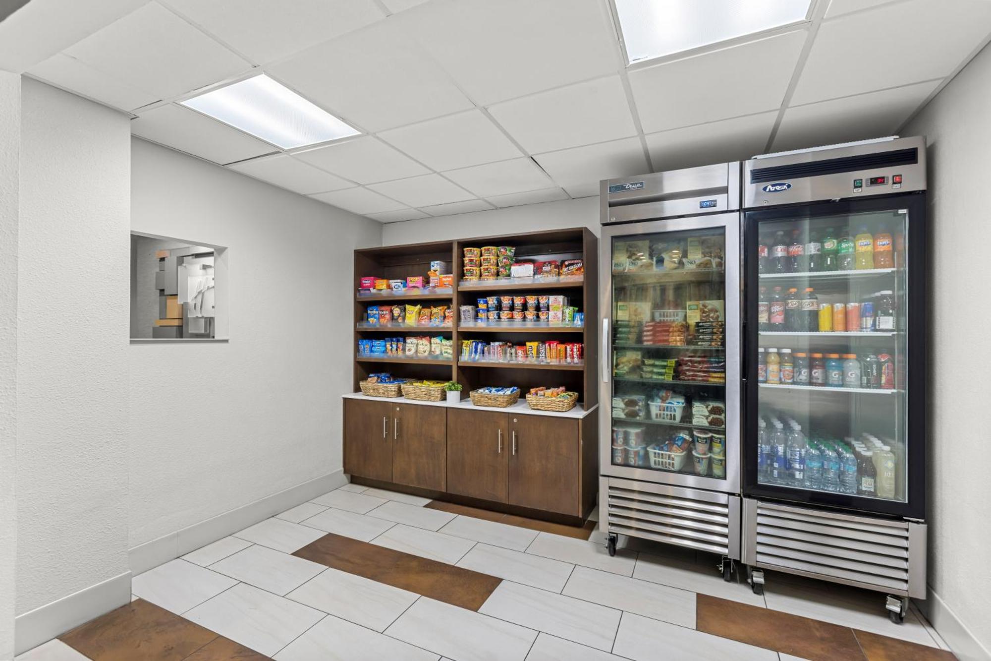 Express & Midtown By Ihg Savannah