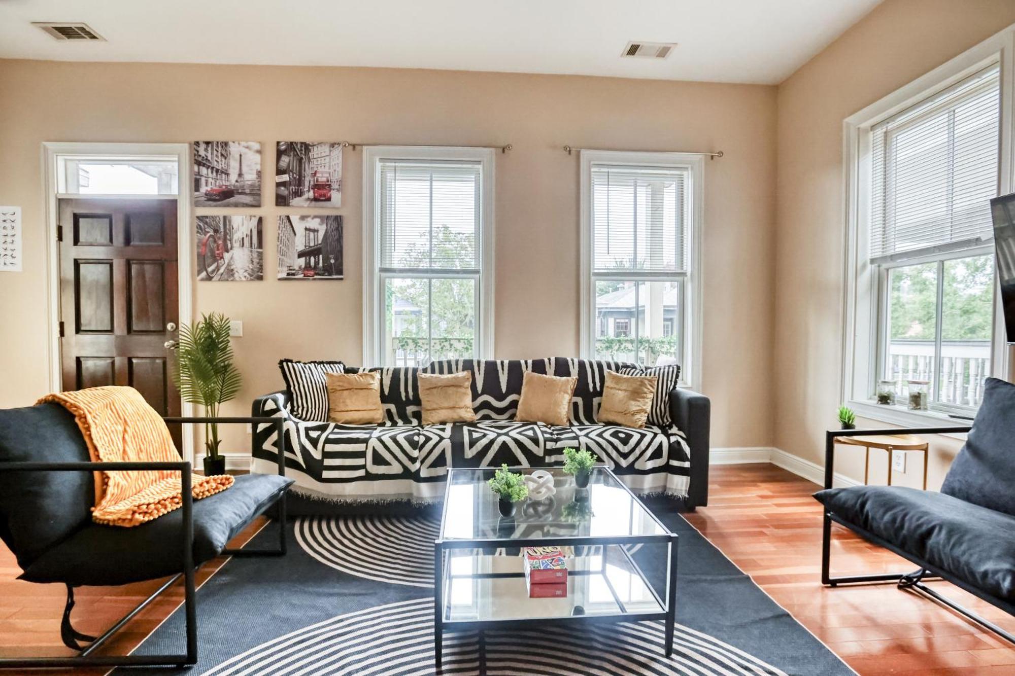 14 Ppl, Spacious Backyard, Hammock, Fitness Equipment, Near Down Town * Savannah