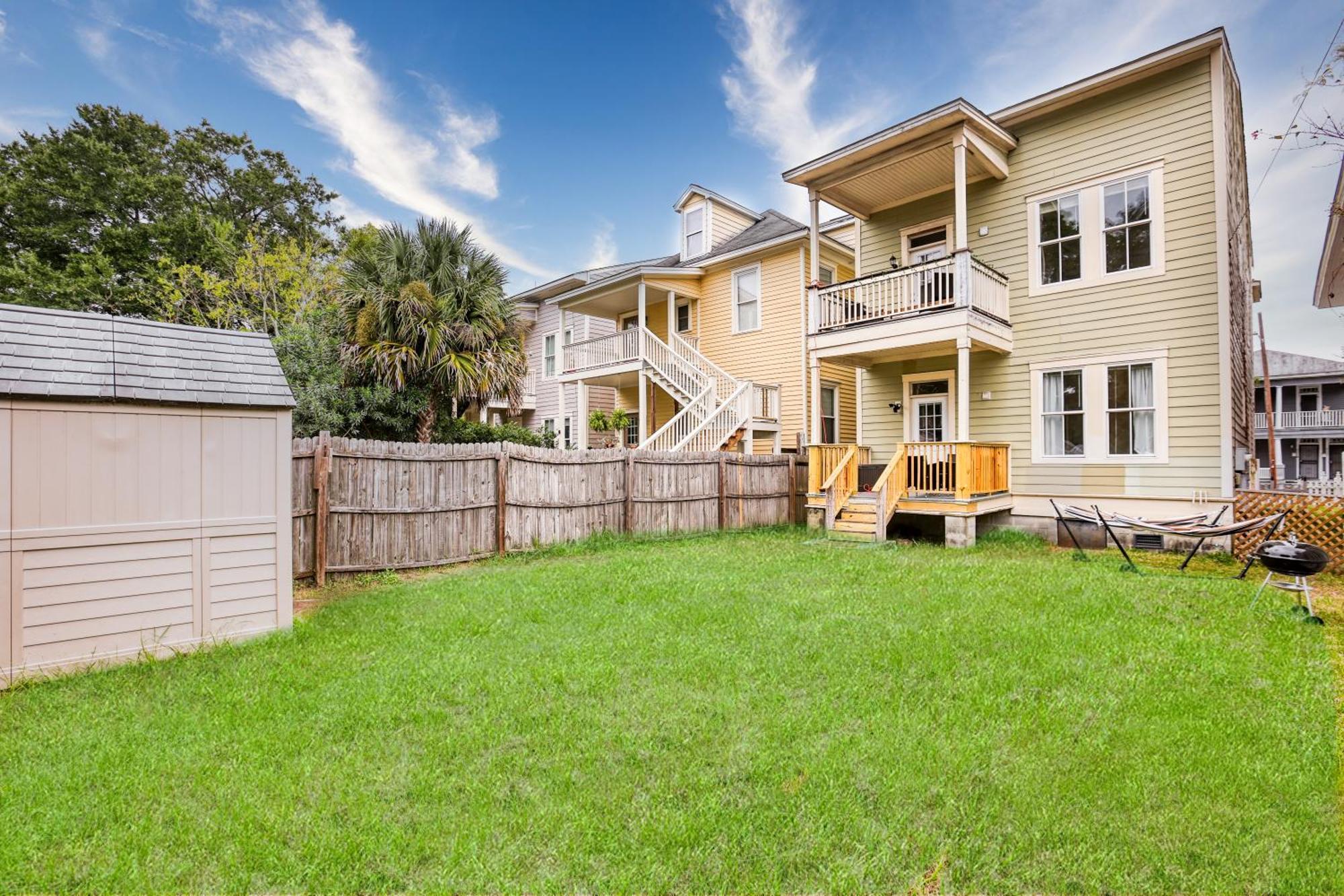 14 Ppl, Spacious Backyard, Hammock, Fitness Equipment, Near Down Town * Savannah