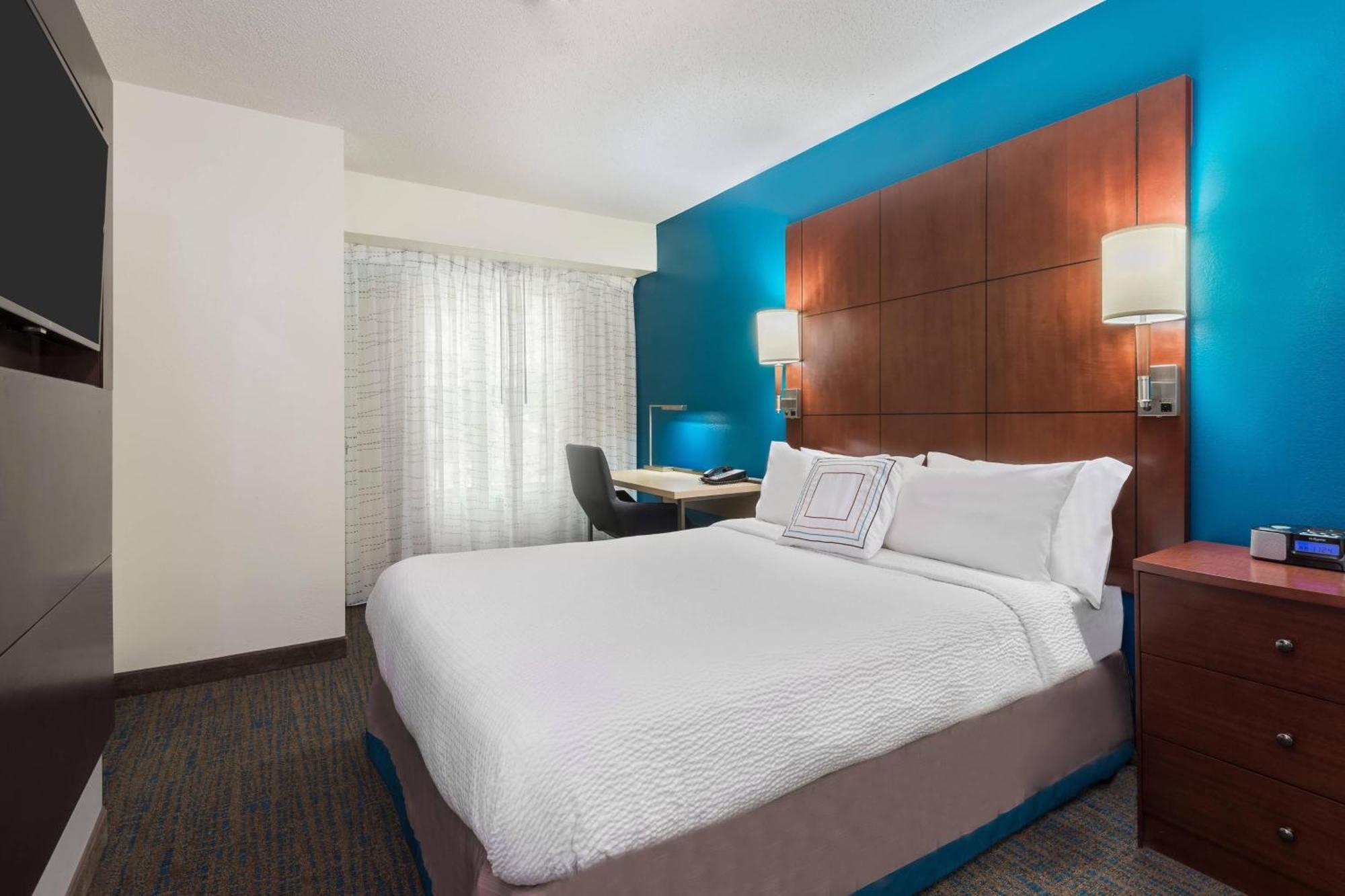 Midtown Hotel