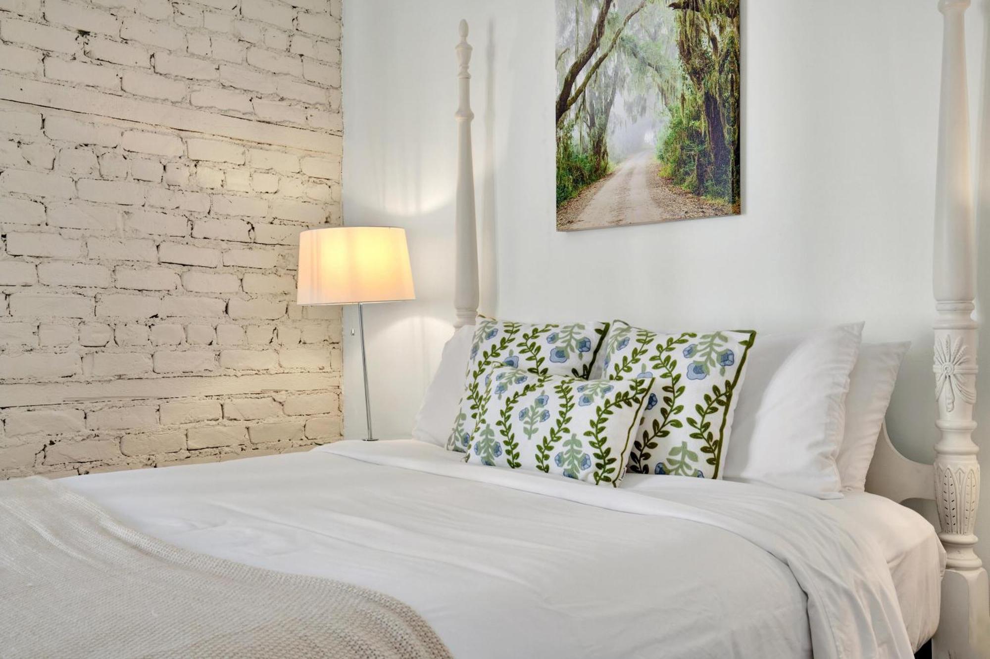 Broughton Retreat Apartment Savannah