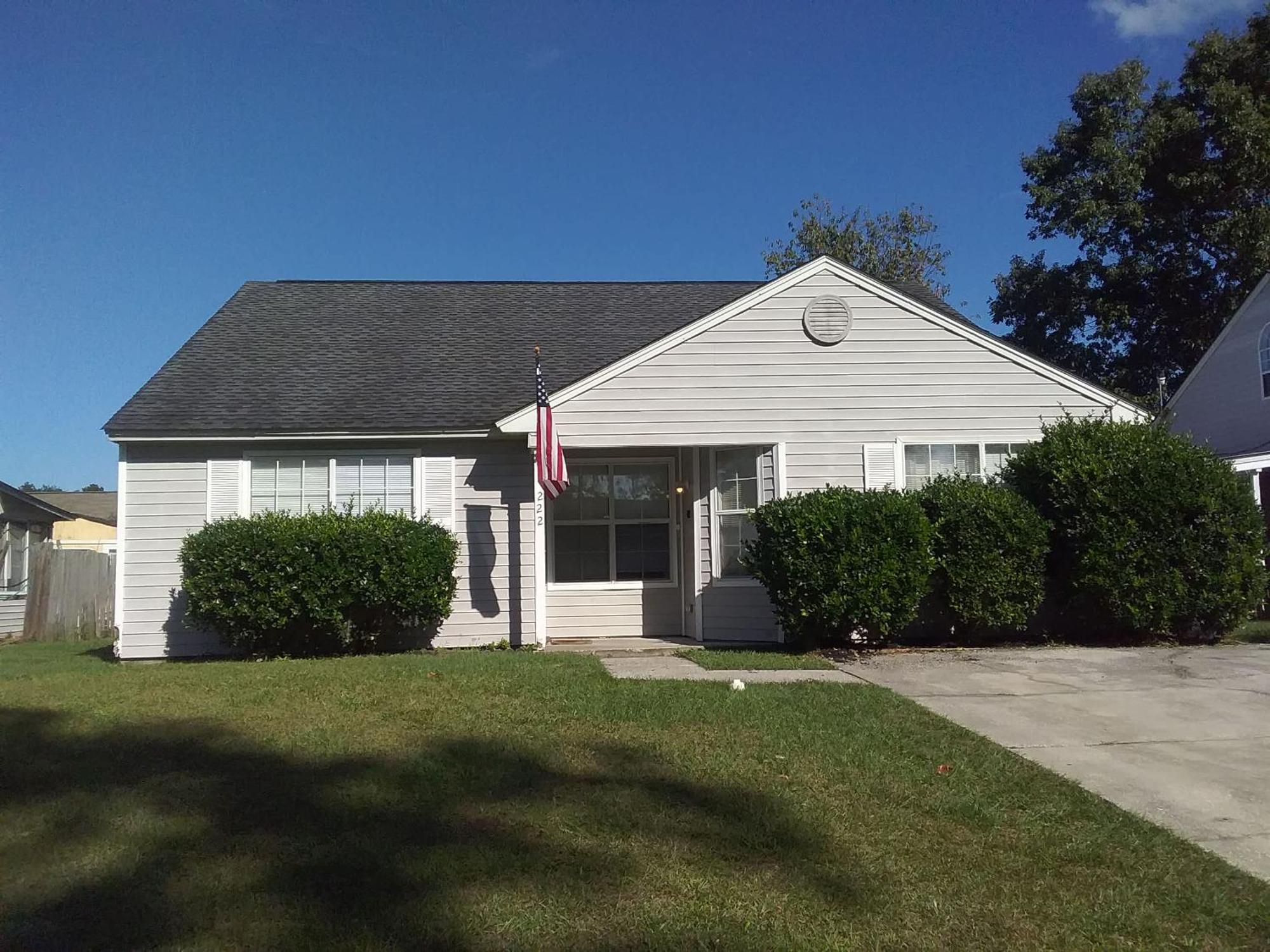 Fenced Yard Lovely At Laurelwood * Savannah