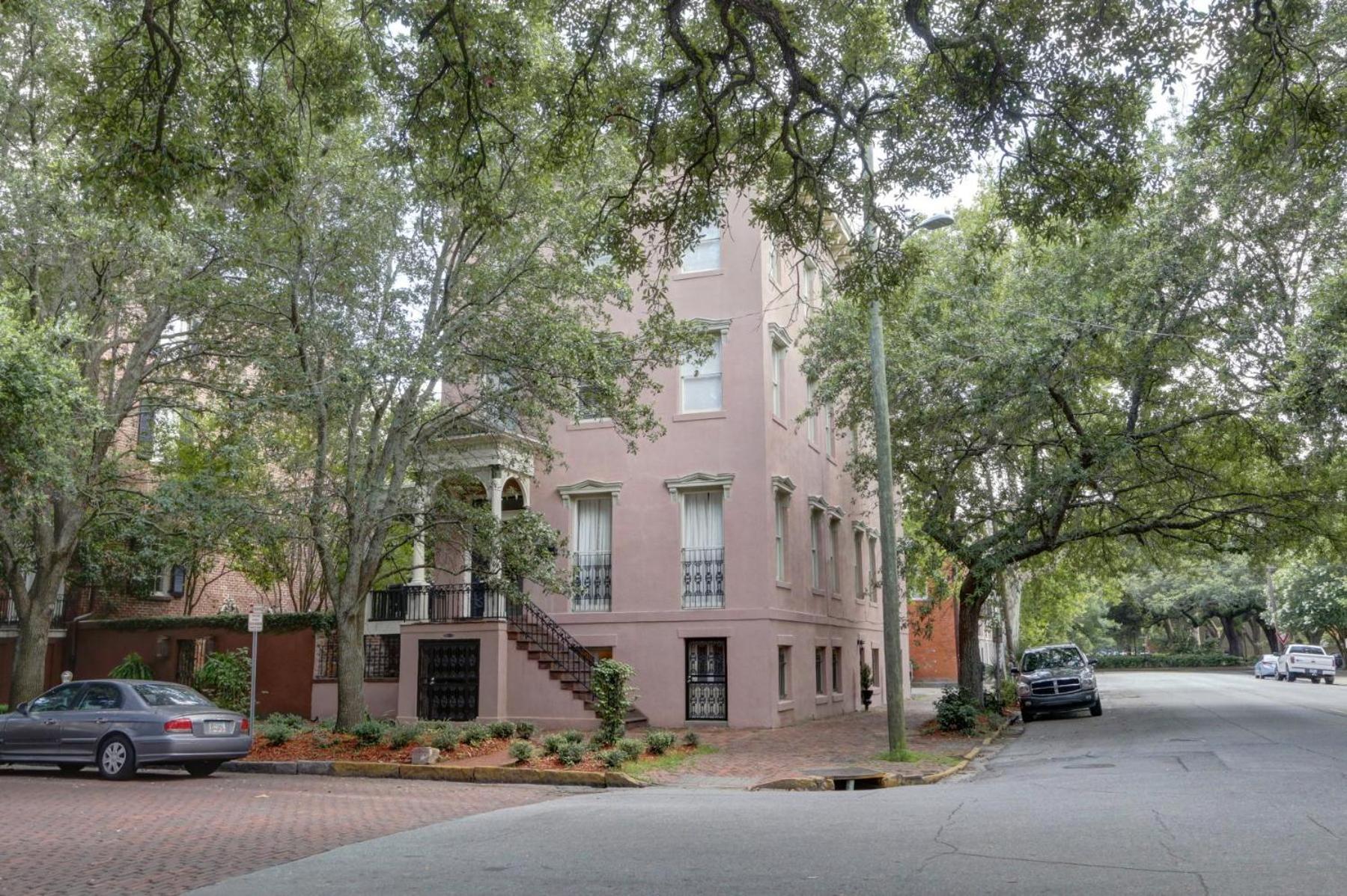 121 W Jones Loft 4f