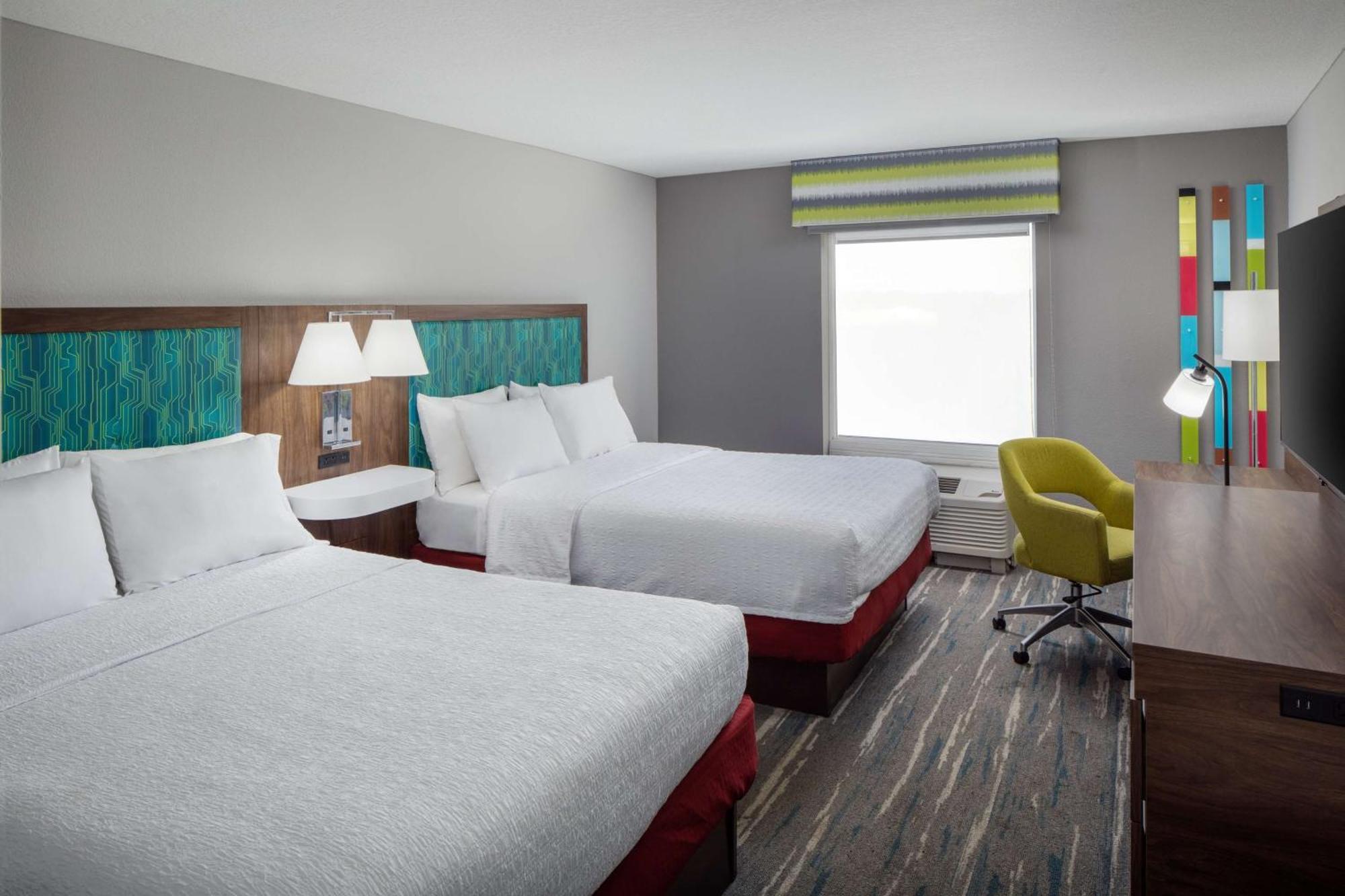Hampton & - I-95 South - Gateway Hotel Savannah