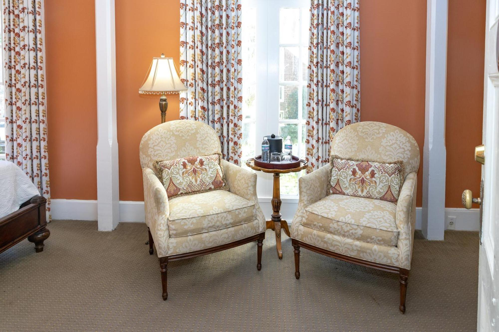 Bed & Breakfast Eliza Thompson House, Historic Of Collection (adults Only)