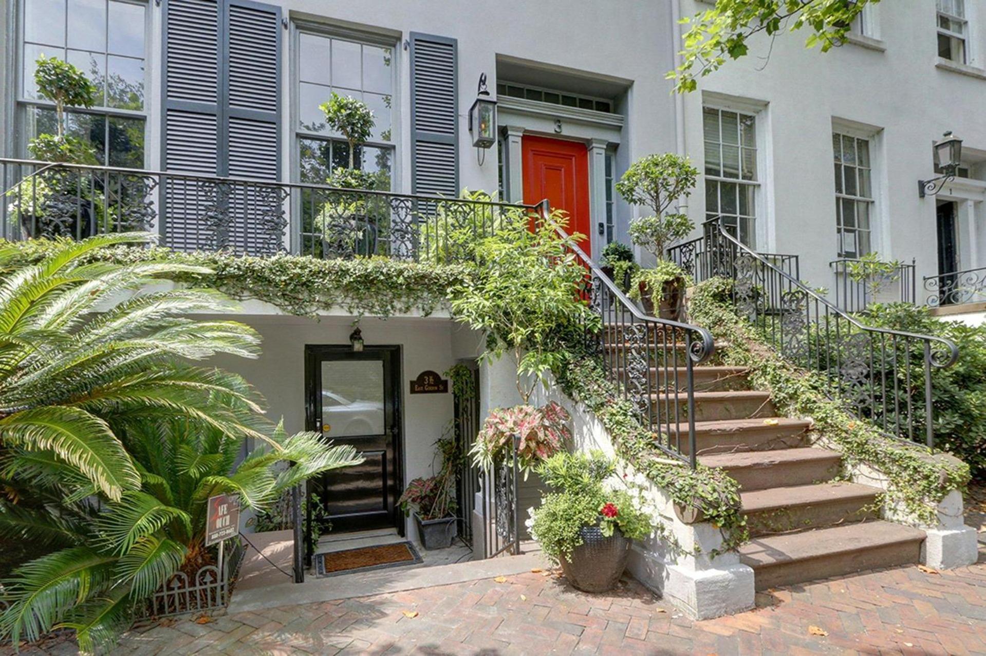 Under The Red Door On Monterey Apartment Savannah