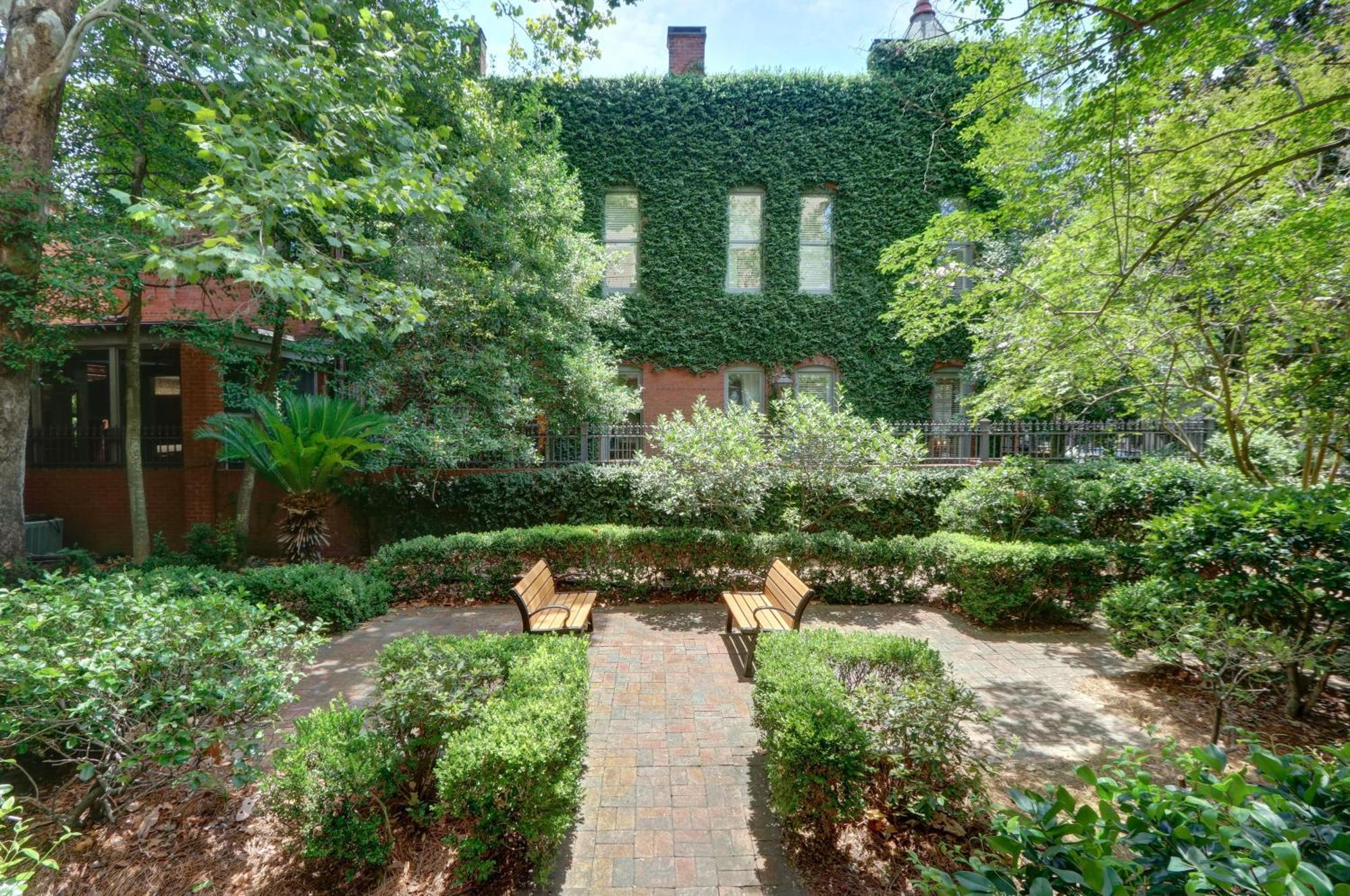Liberty Street Retreat Holiday home Savannah