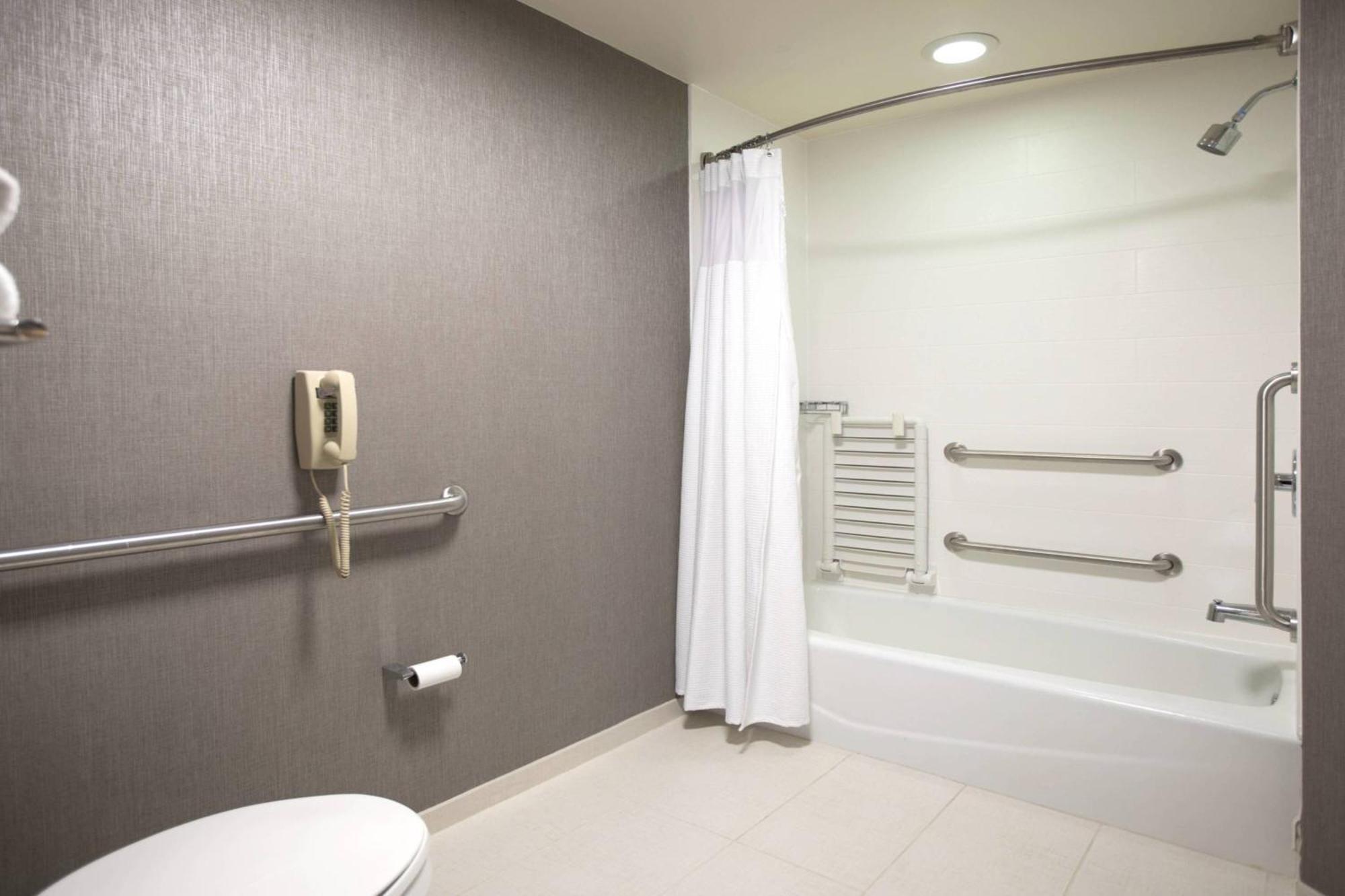 Hotel Springhill By Marriott I-95 South Savannah