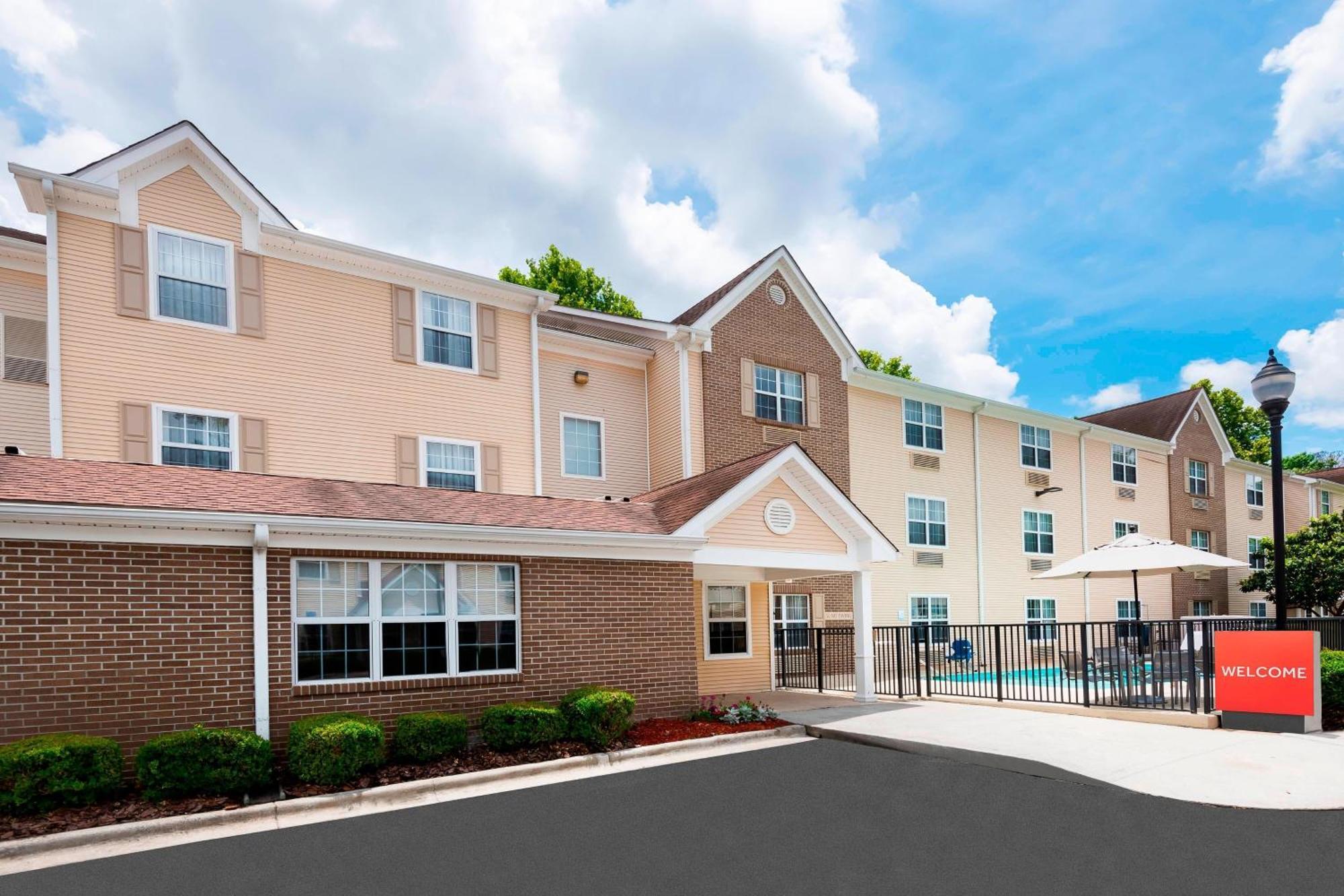 Towneplace Midtown Hotel