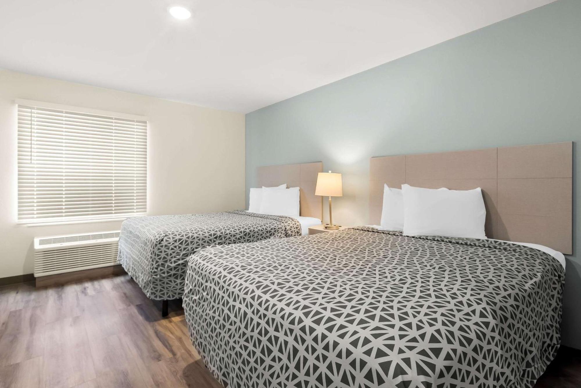 Woodspring West Chatham Parkway Savannah