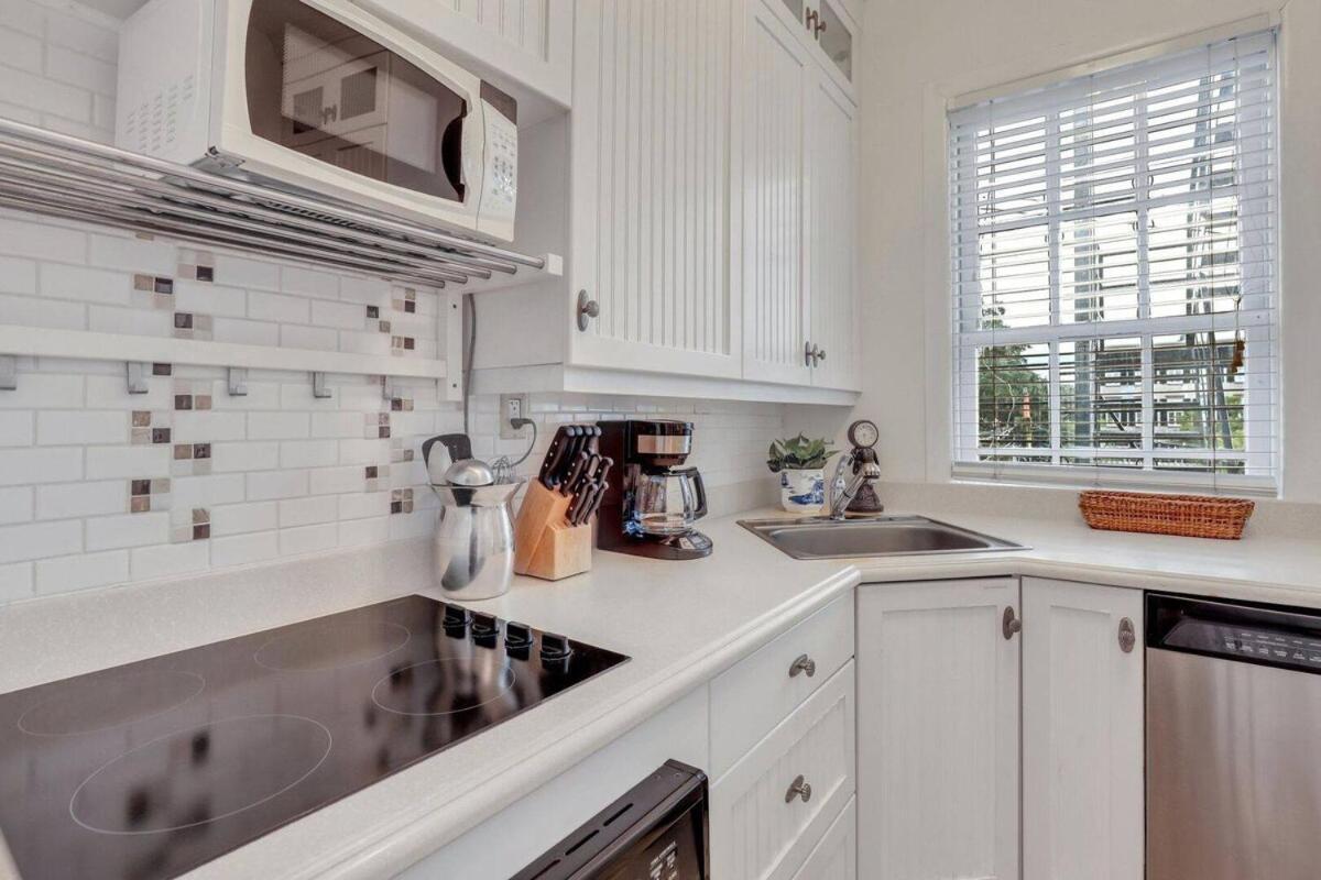 Apartment Classic Quarters At The 101 Savannah