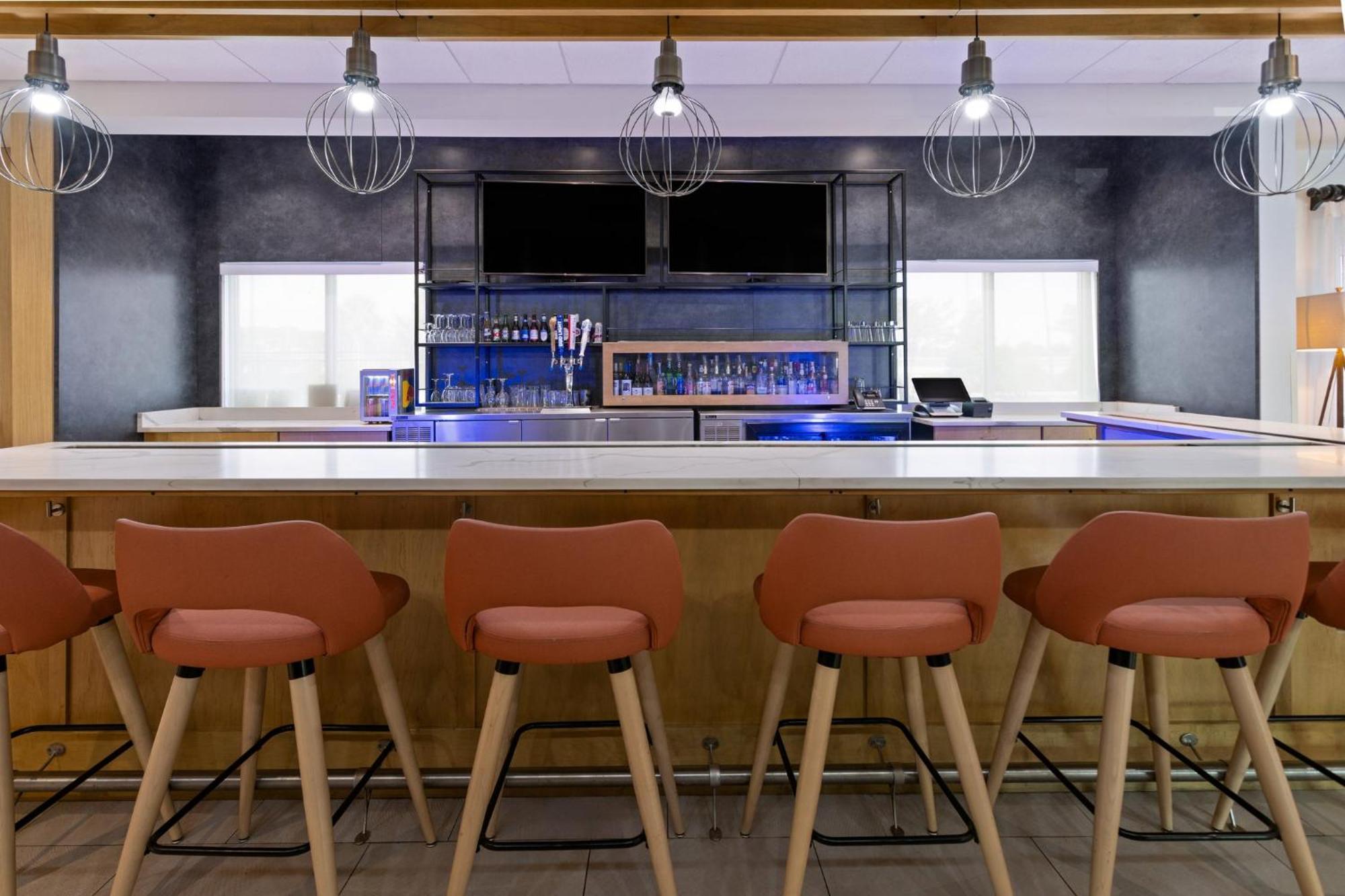 Hotel & - Airport - Pooler By Ihg