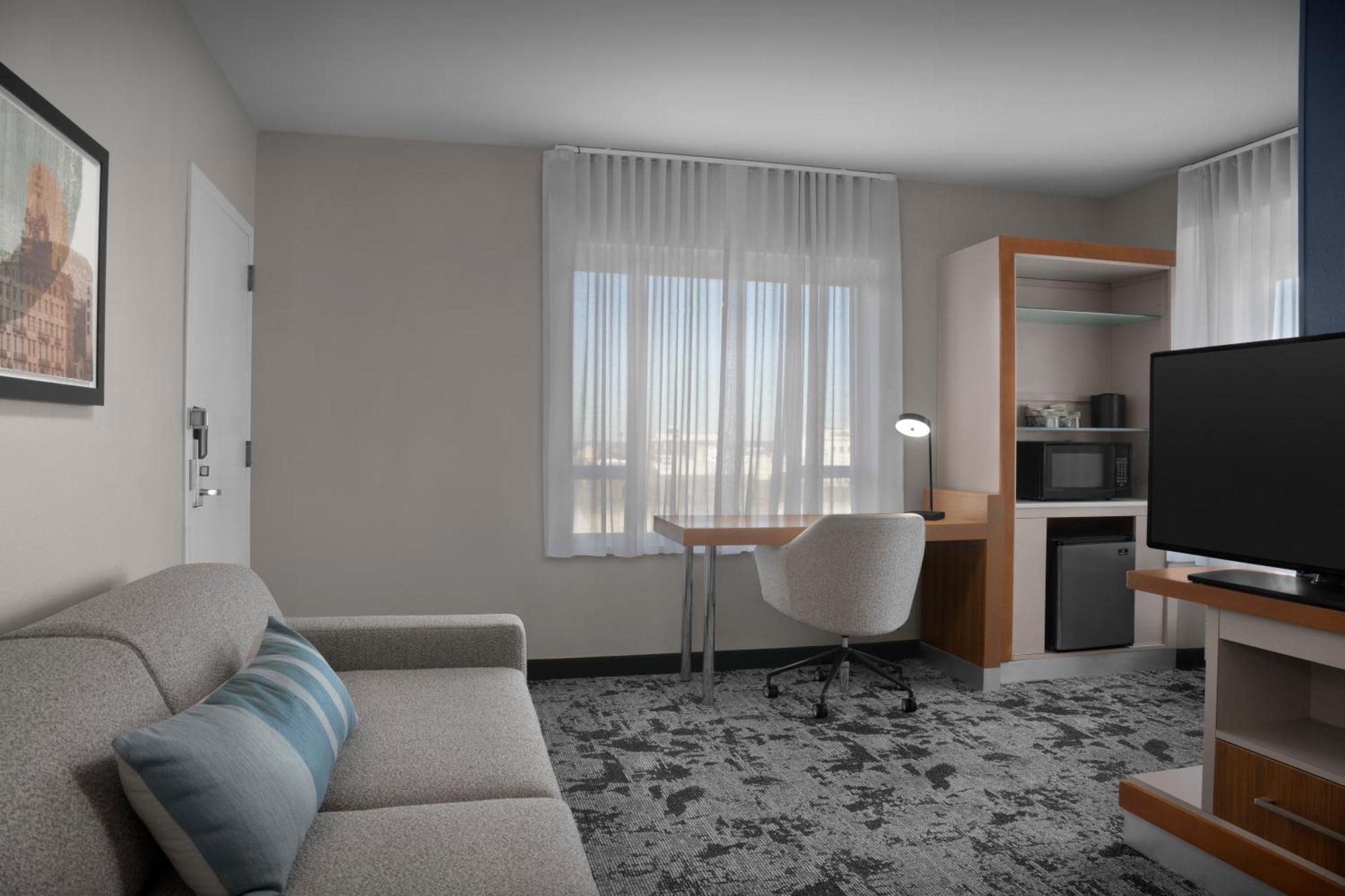 Springhill By Marriott Downtown Historic District 3*