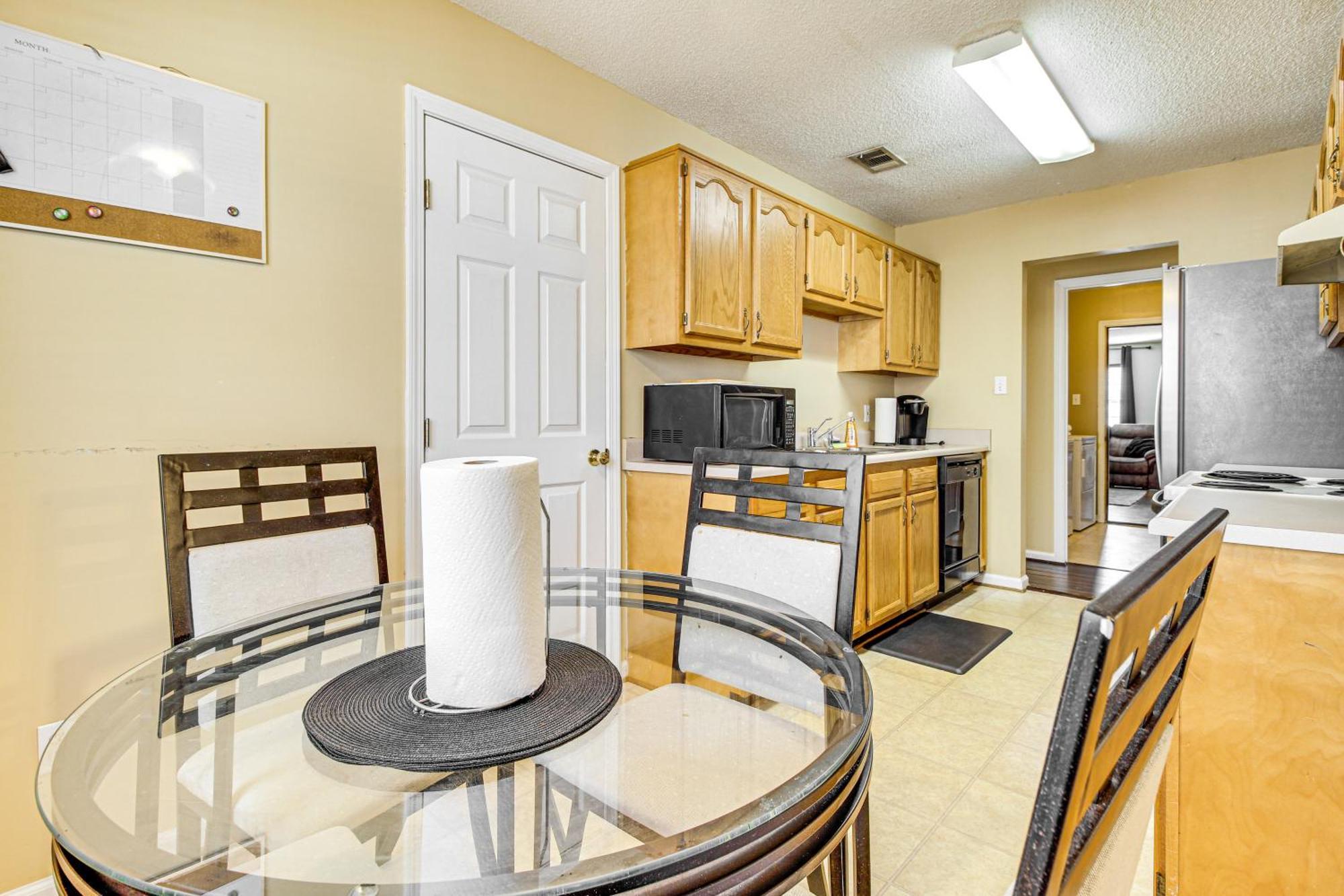 3 Mi To Hunter Army Airfield With Serene Deck *