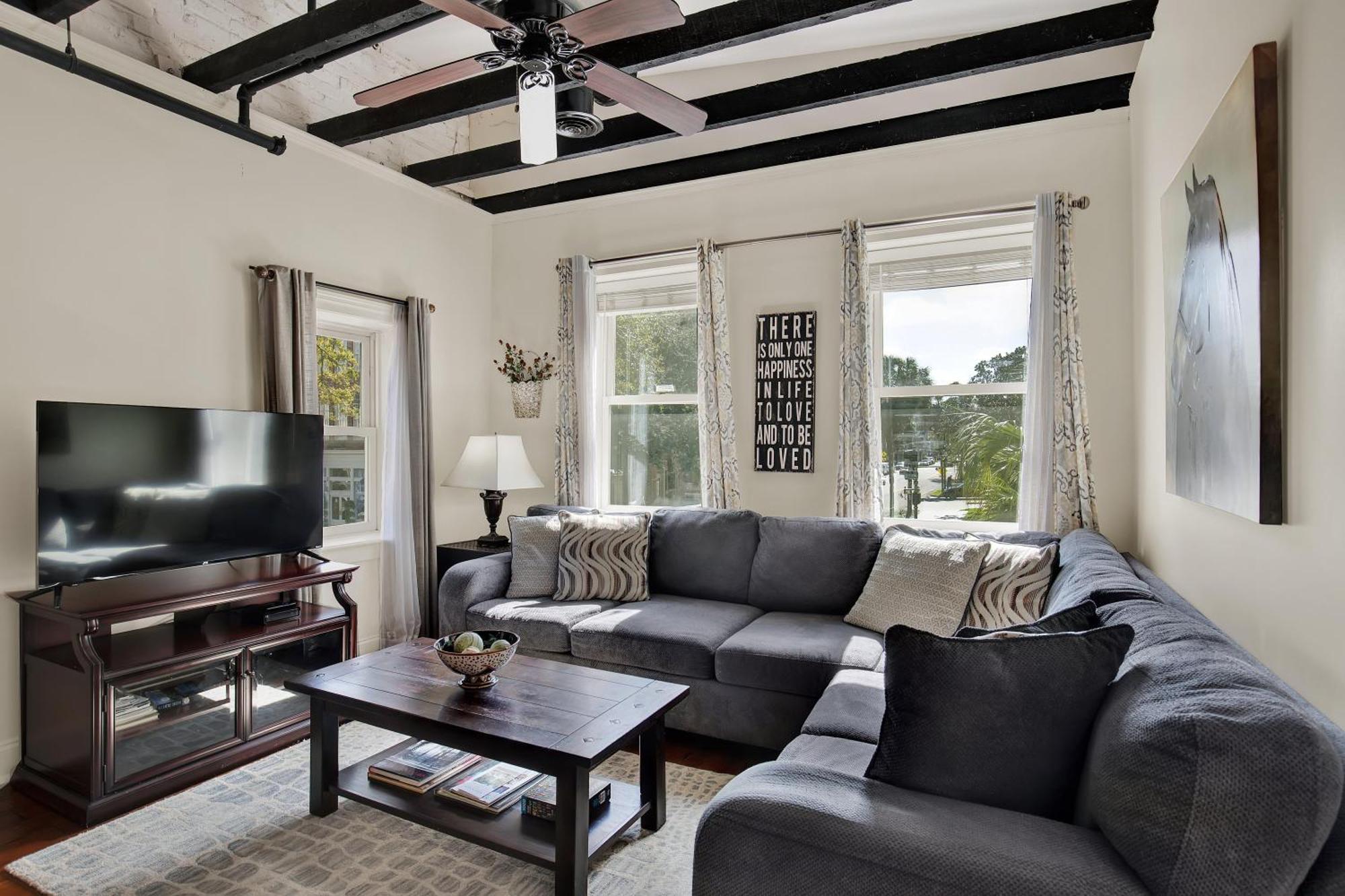 Market Loft 1