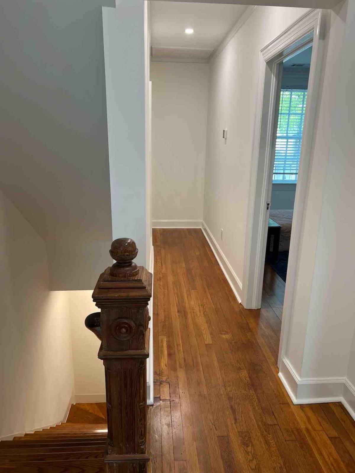 Classy 3-story Downtown - Great Location Holiday home Savannah