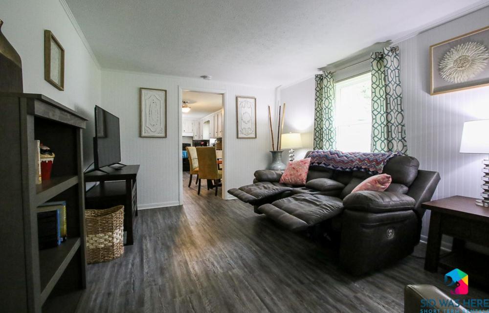 Cake By The Ocean Electric Recliners-minutes From I-95 And Pembroke Holiday home *
