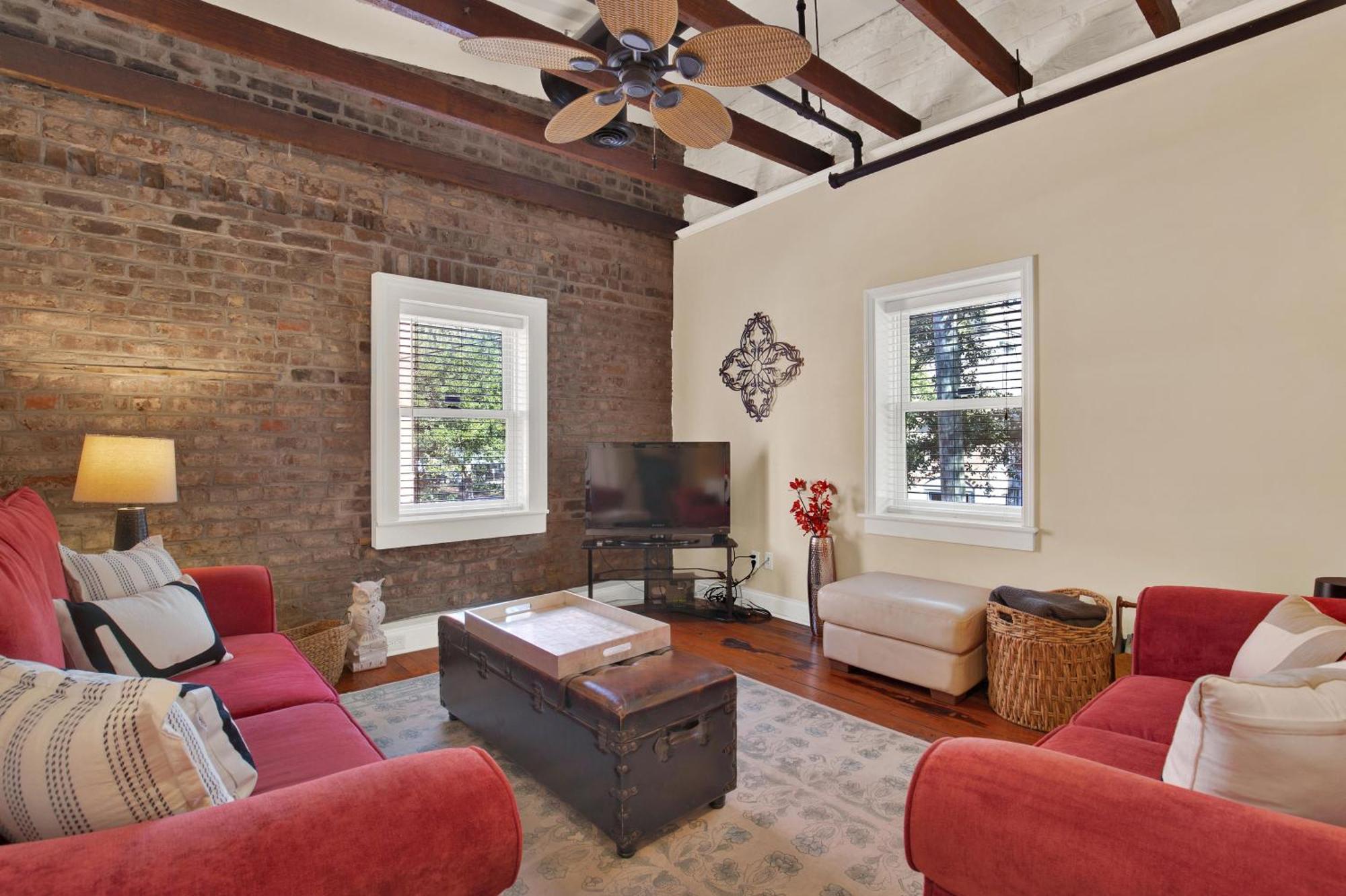 Market Loft - 4 Bedroom Holiday home Savannah