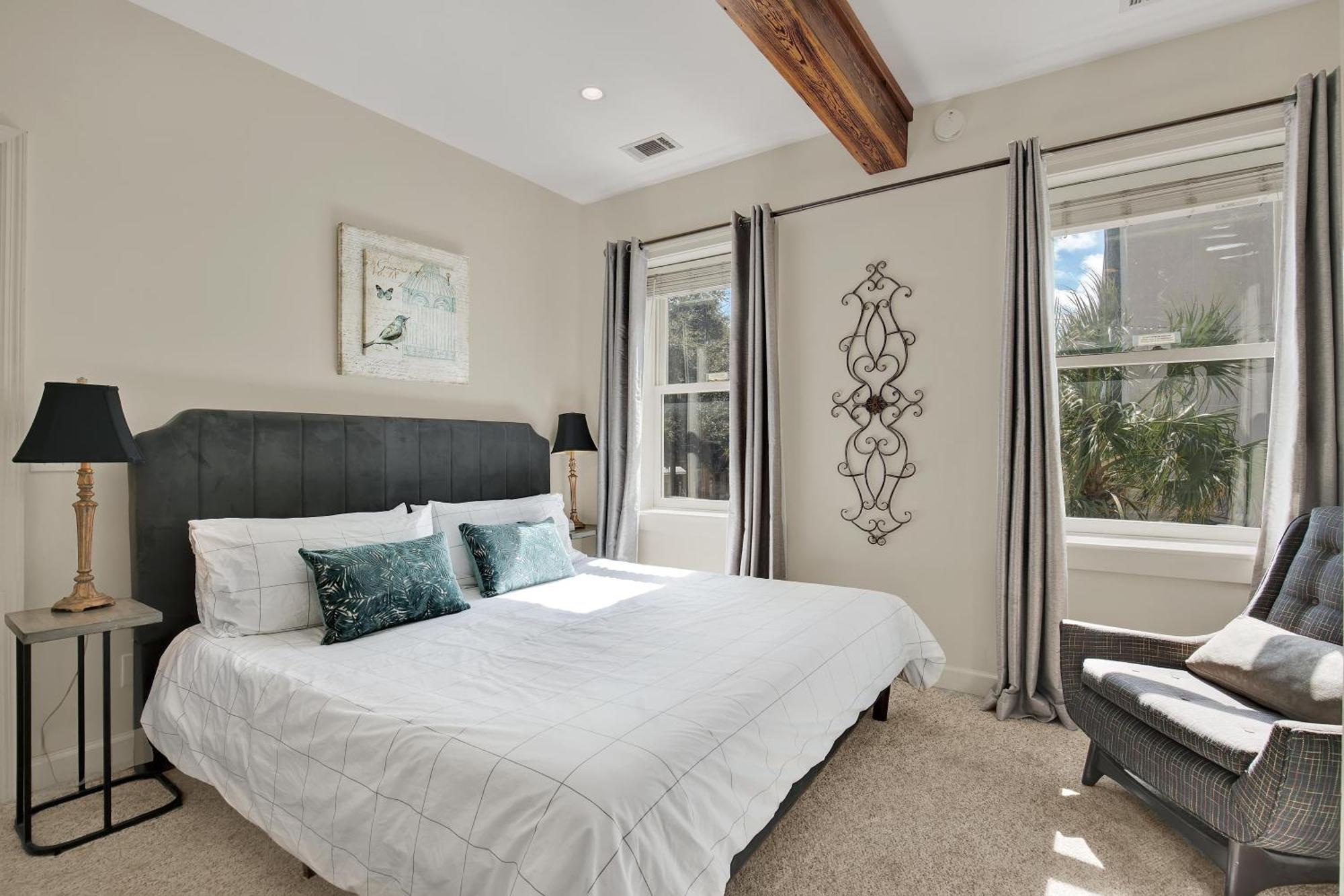 Market Loft - 4 Bedroom Holiday home