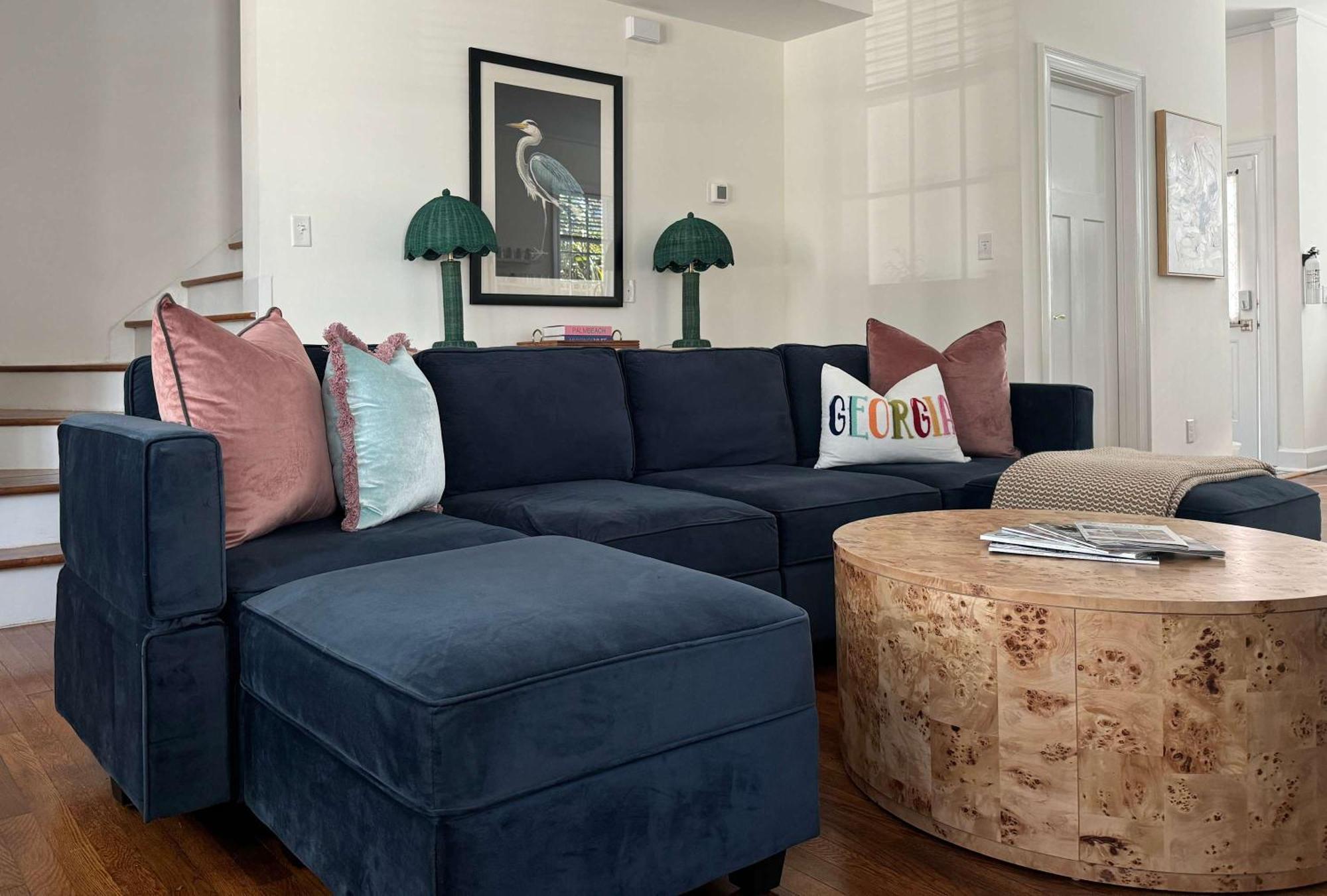 Spacious 3-floor Downtown Retreat - Prime Location Savannah