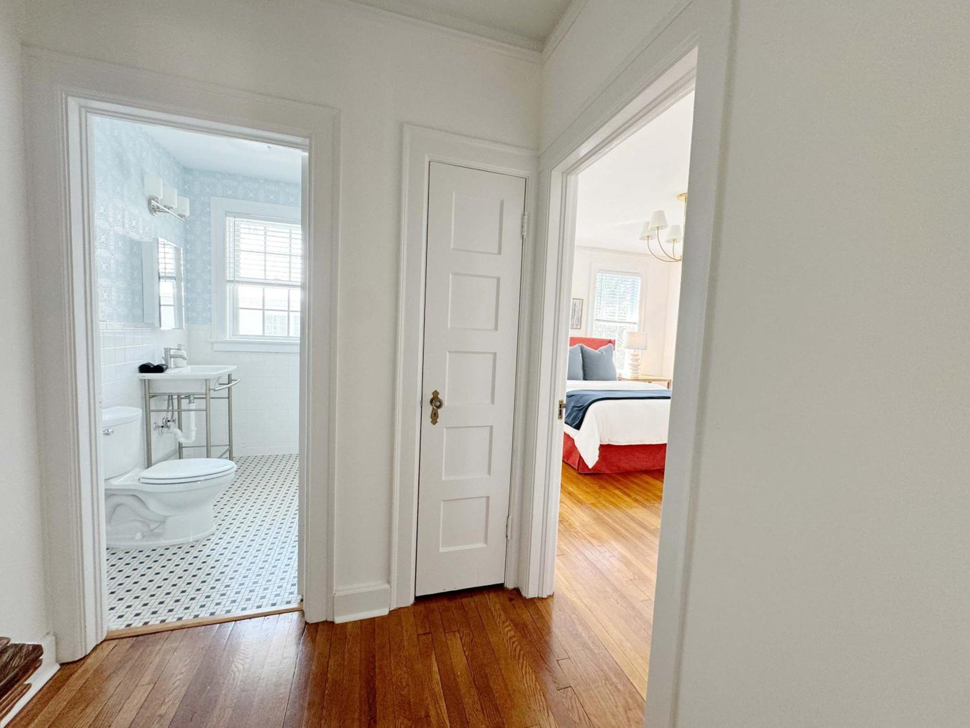 Spacious 3-floor Downtown Retreat - Prime Location * Savannah