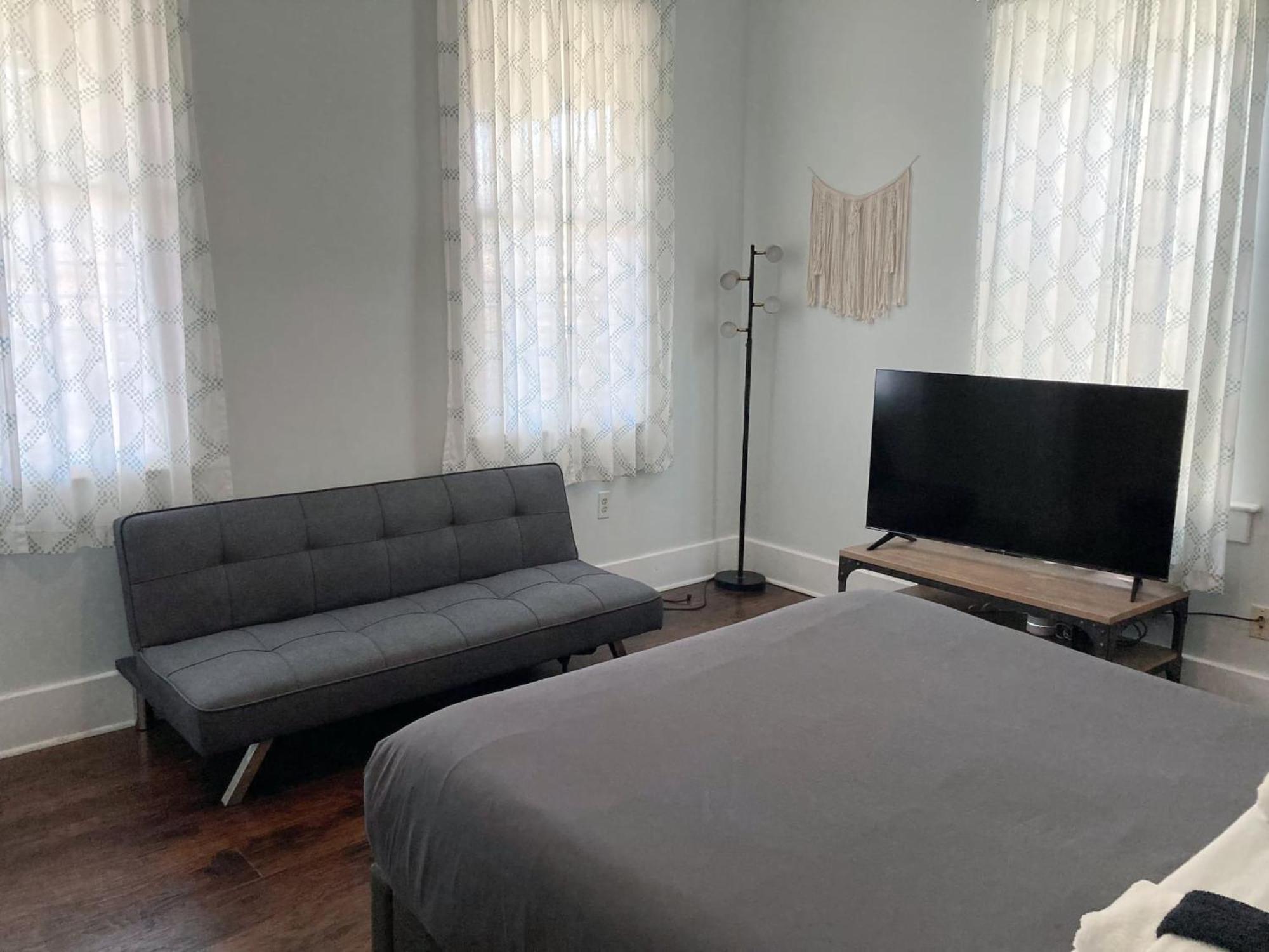 Great Starland District Place For Group Stays! Holiday home Savannah
