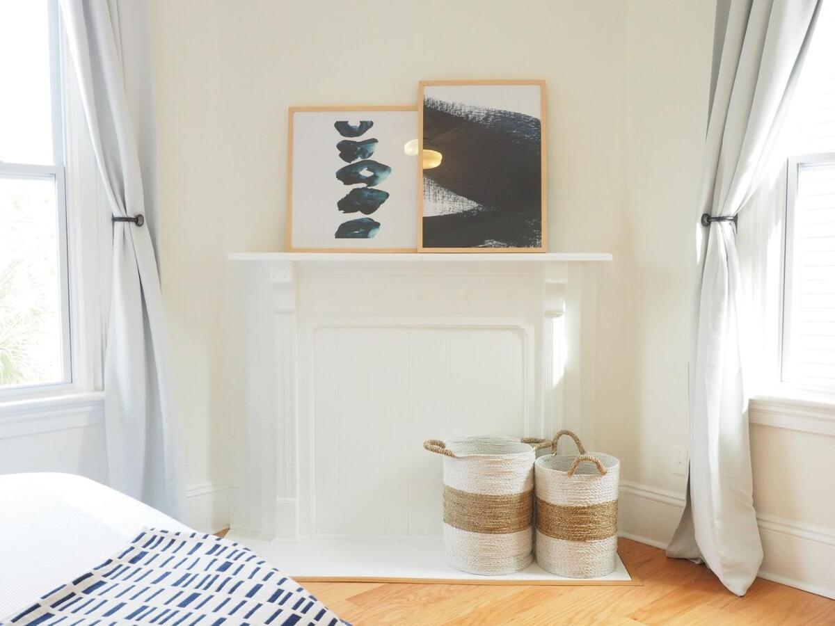 Stunning Forsyth Park Victorian - Walk To It All! Holiday home
