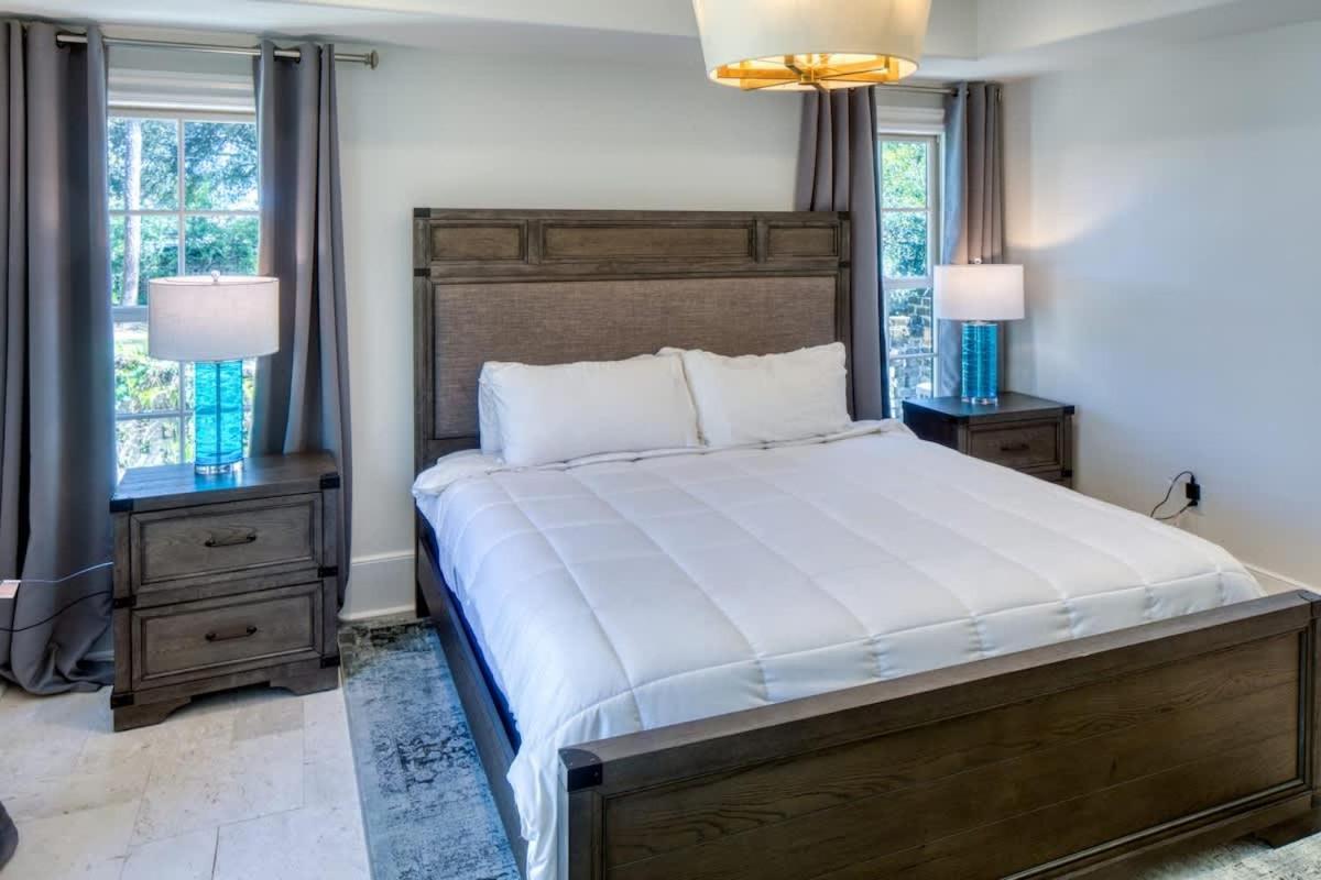 Luxvilla 3 Br-3 Ba Near River Street