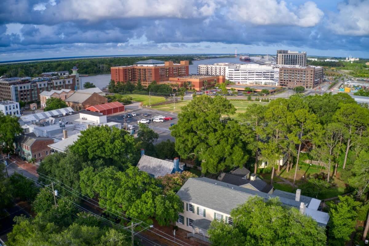 Luxvilla 3 Br-3 Ba Near River Street Villa Savannah