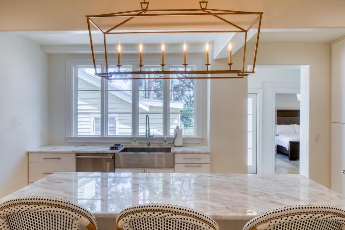 Villa Luxvilla 3 Br-3 Ba Near River Street *