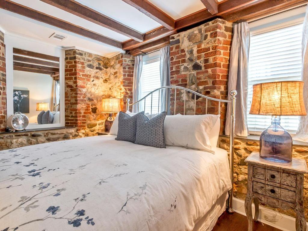 Habersham 2 Apartment *