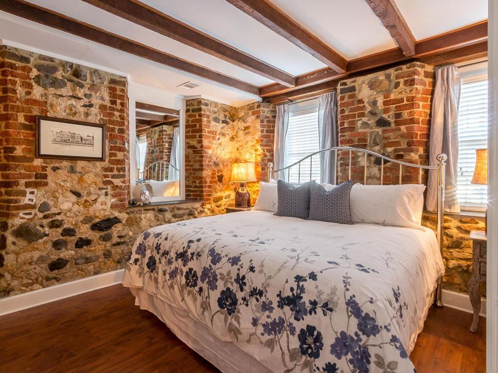 Habersham 2 Apartment Savannah