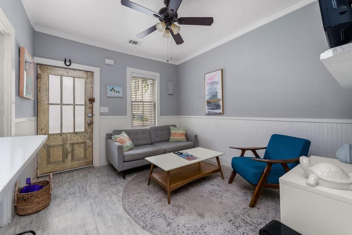 Hot Tubs - Dt Duplex - Two Blocks Off Forsyth Park *