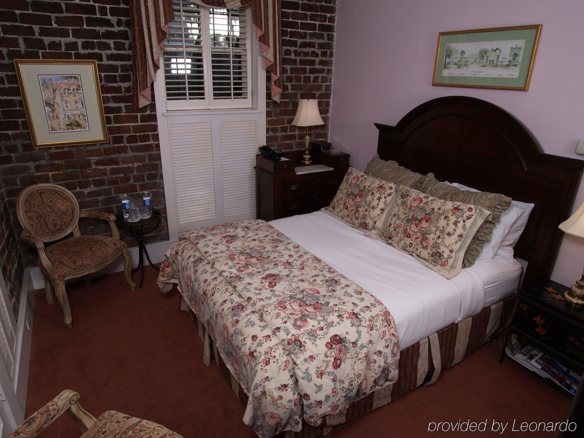 Inn Hamilton Turner