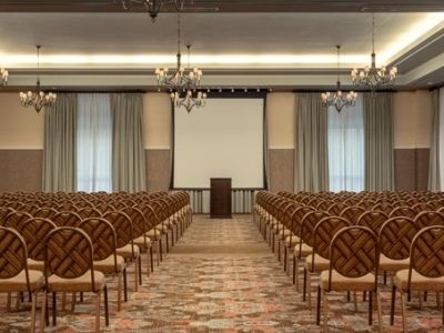 Hotel Embassy Historic District 4*