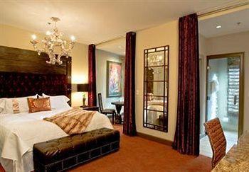 The Bohemian Riverfront, Autograph Collection Hotel Savannah