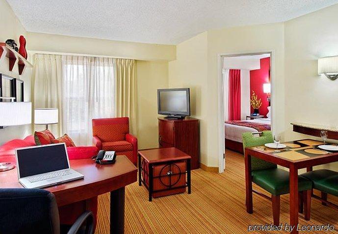 Midtown Hotel