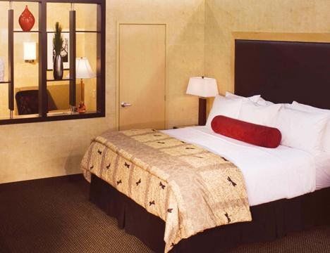 Doubletree By Hilton Airport Hotel 4*