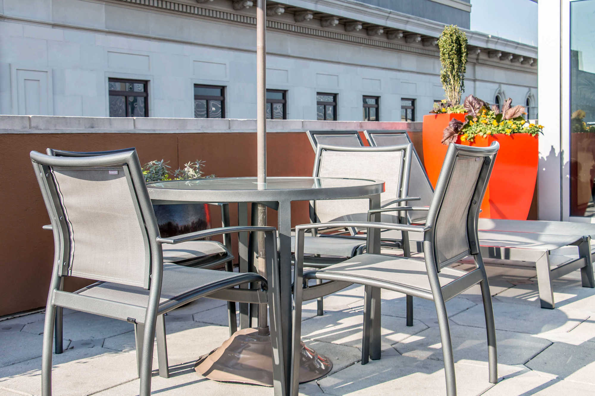 Bluegreen Vacations Homes At Ellis Square, Ascend Aparthotel Savannah