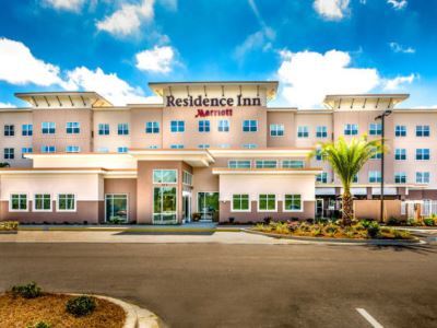 By Marriott Airport Hotel Savannah