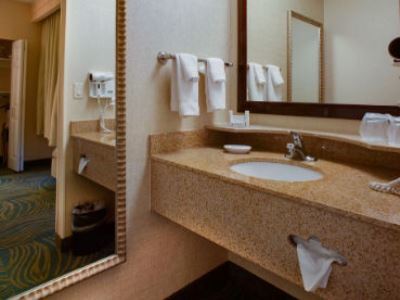Springhill Airport Hotel