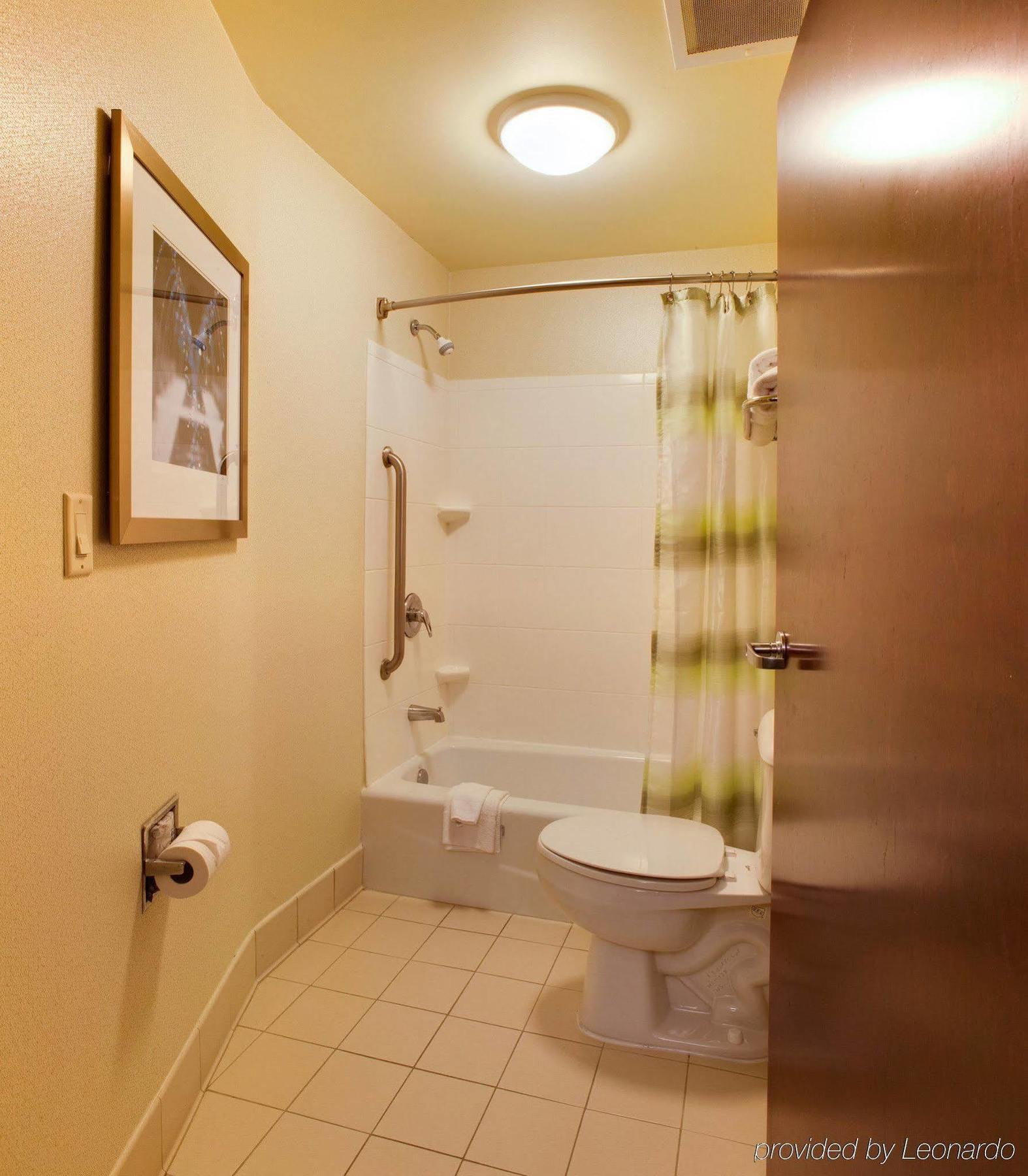 Hotel Springhill By Marriott I-95 South Savannah