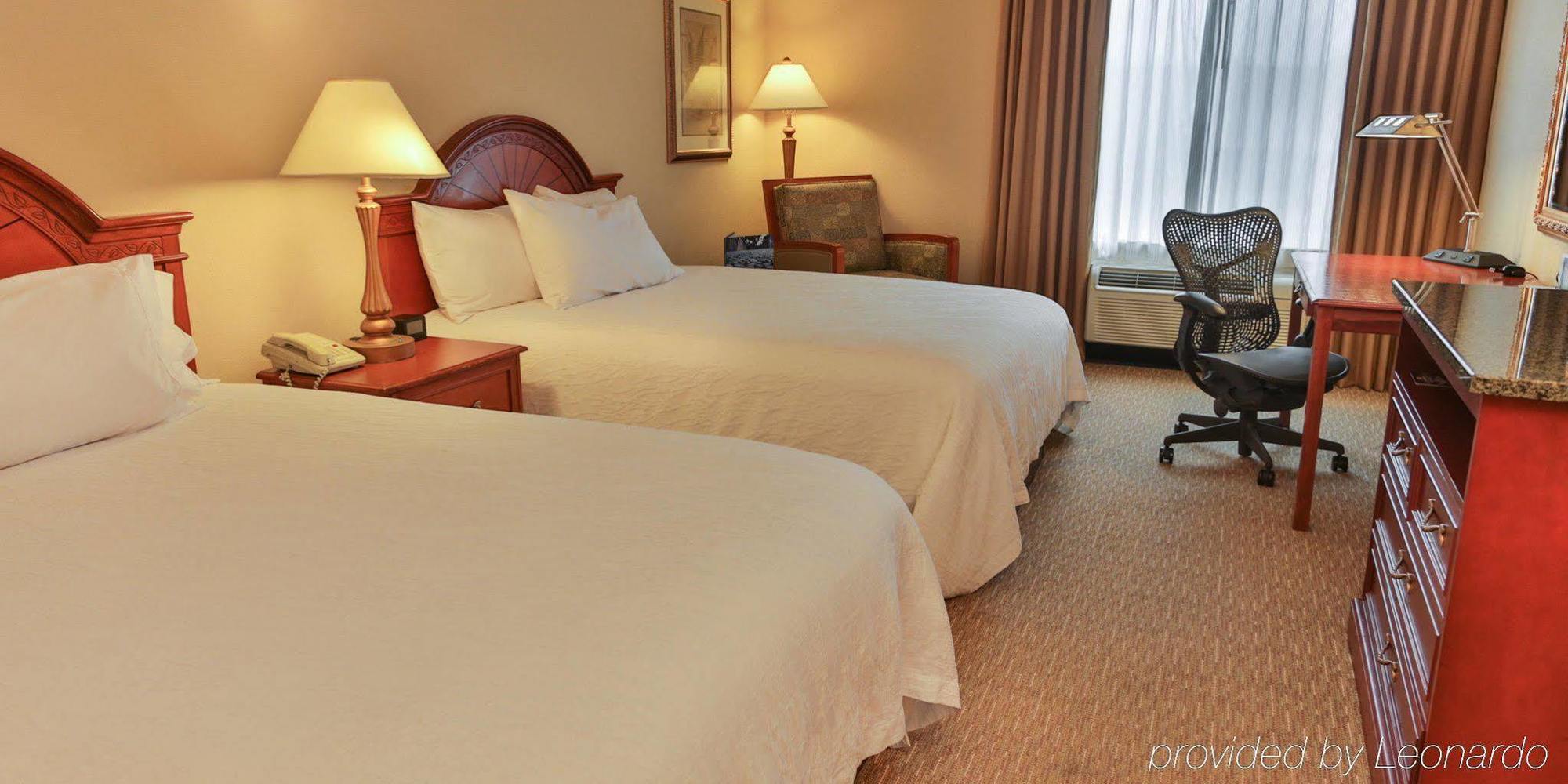 Hilton Garden Airport Hotel 3*
